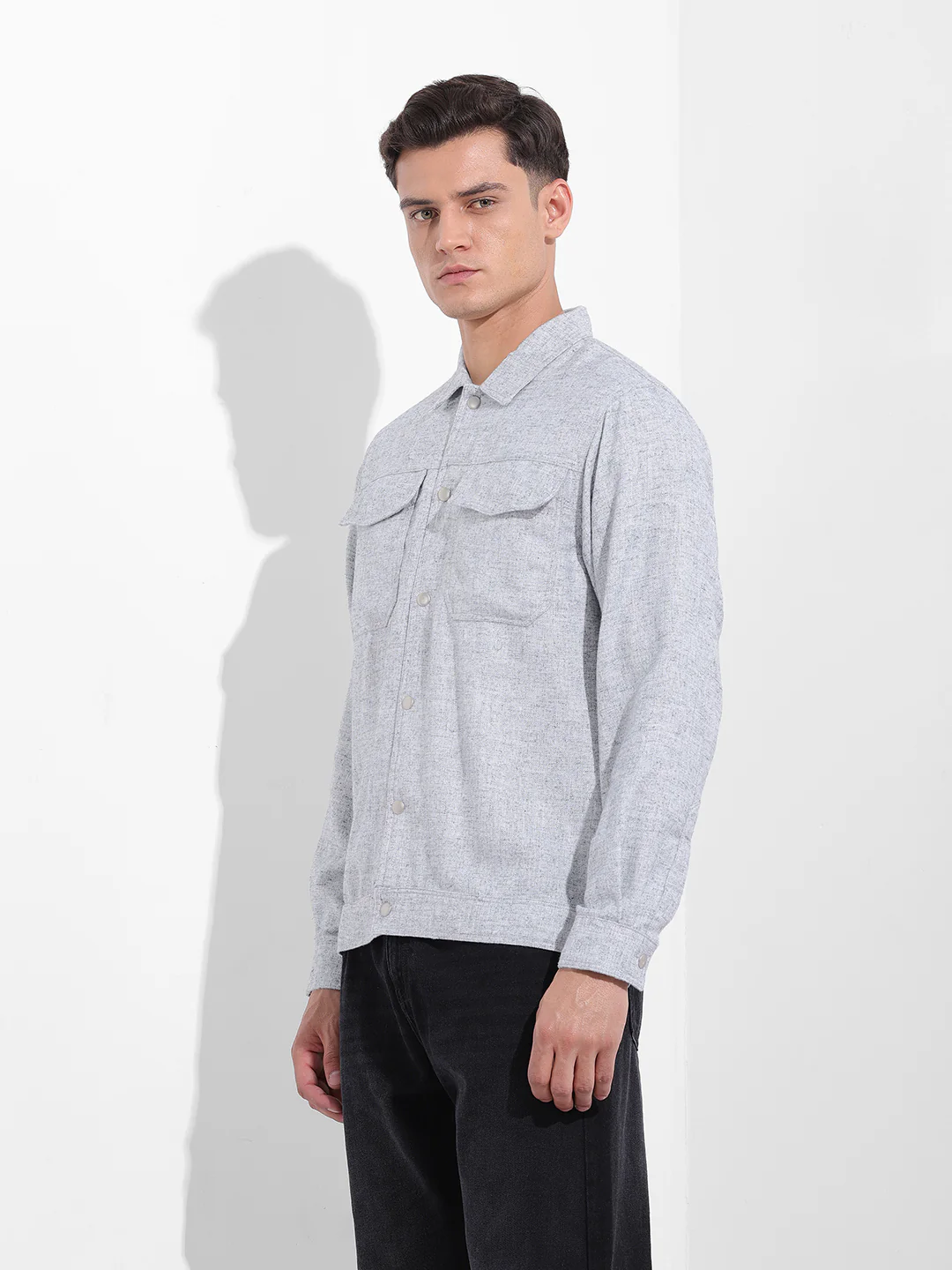 Men's Grey Regular Fit Solid Casual Shirt - Image 2