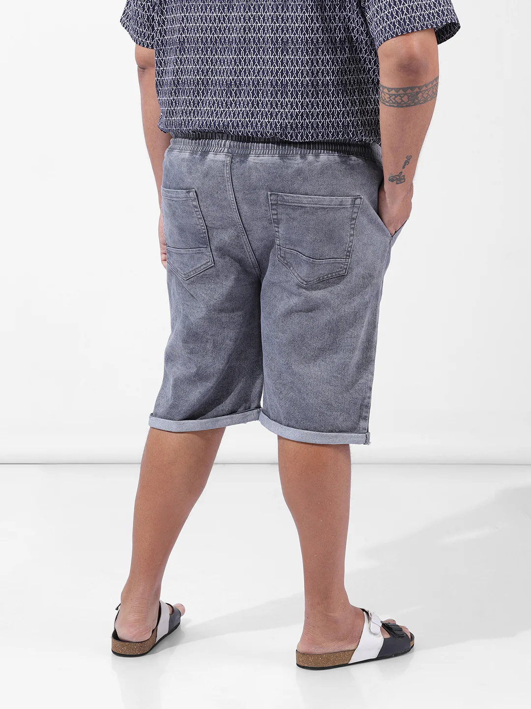 Men's Grey Regular Fit Casual Shorts - Image 4