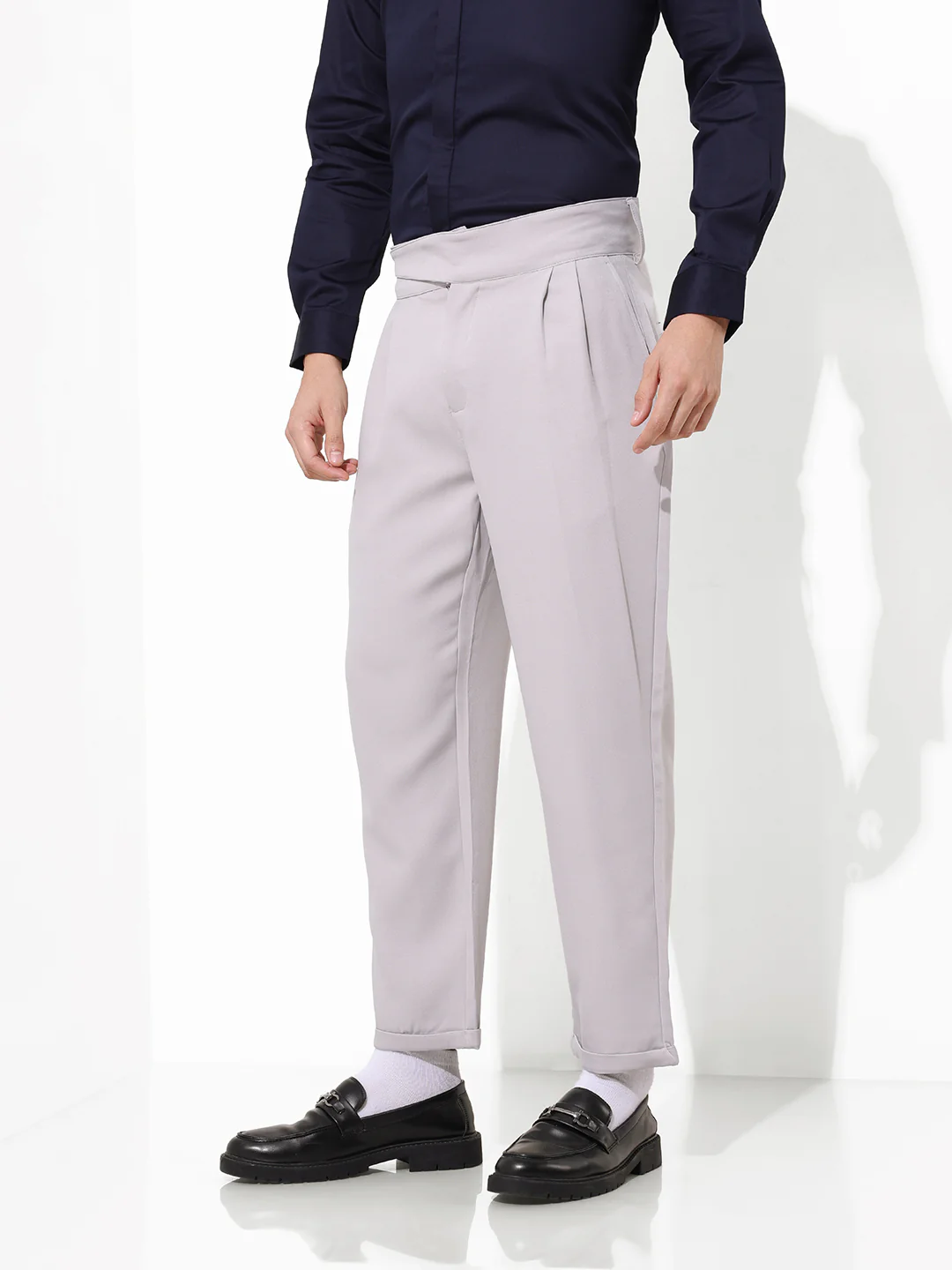 Men's Vaporous Grey Regular Fit Solid Casual Trouser - Image 3