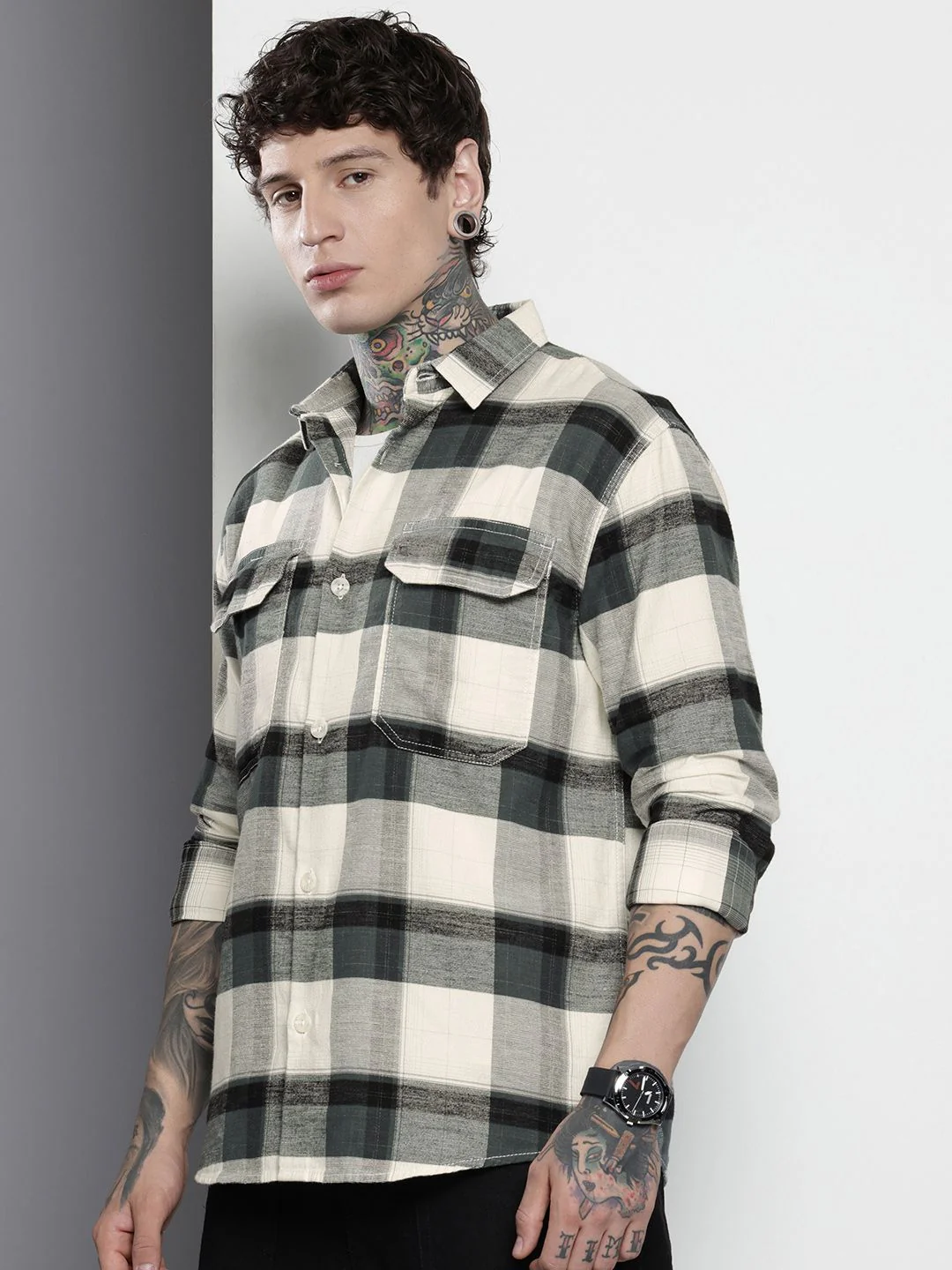 Men's Grey Regular Fit Checked Casual Shirt - Image 2
