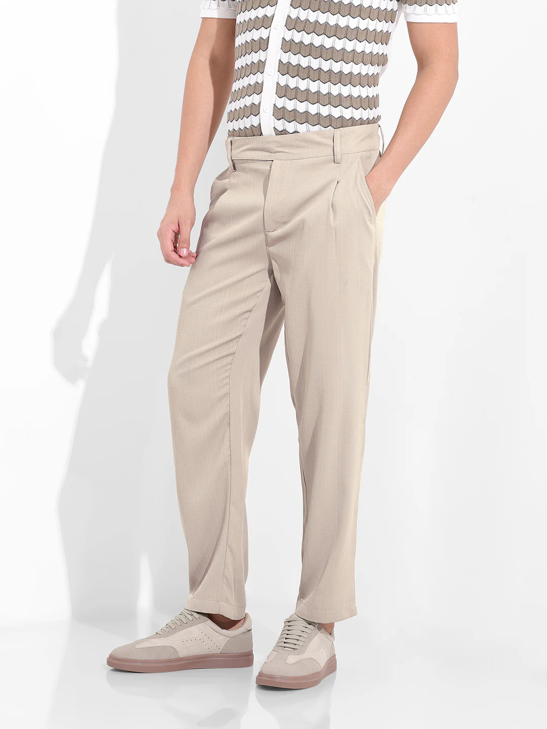Men's Grey Regular Fit Solid Casual Trouser - Image 2