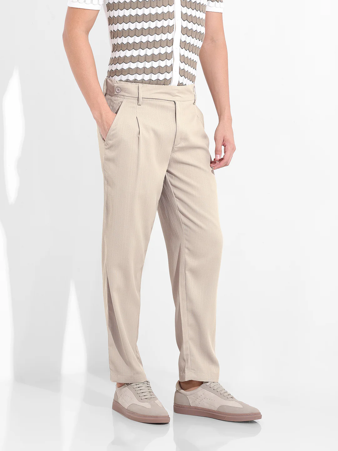Men's Grey Regular Fit Solid Casual Trouser - Image 3