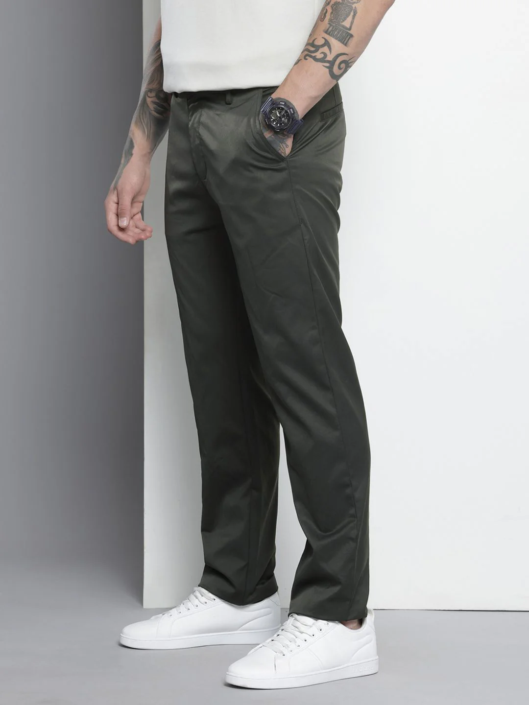 Men's Dark Grey Regular Fit Solid Casual Trouser - Image 3