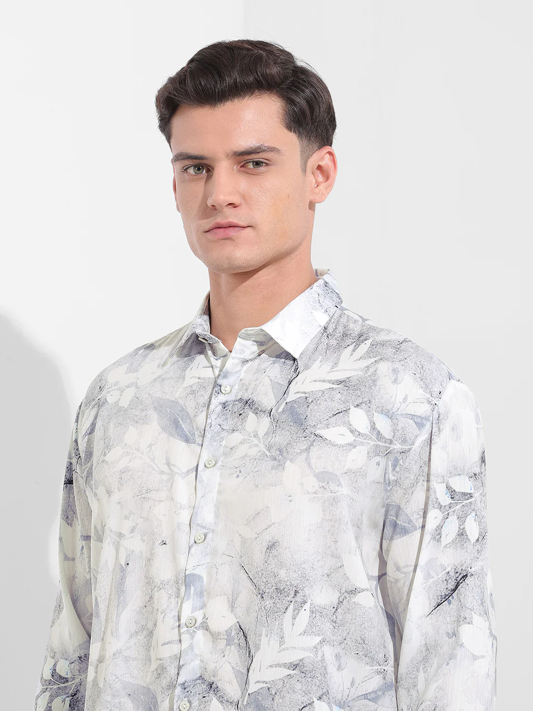 Men's Grey Relaxed Fit Printed Casual Shirt - Image 6