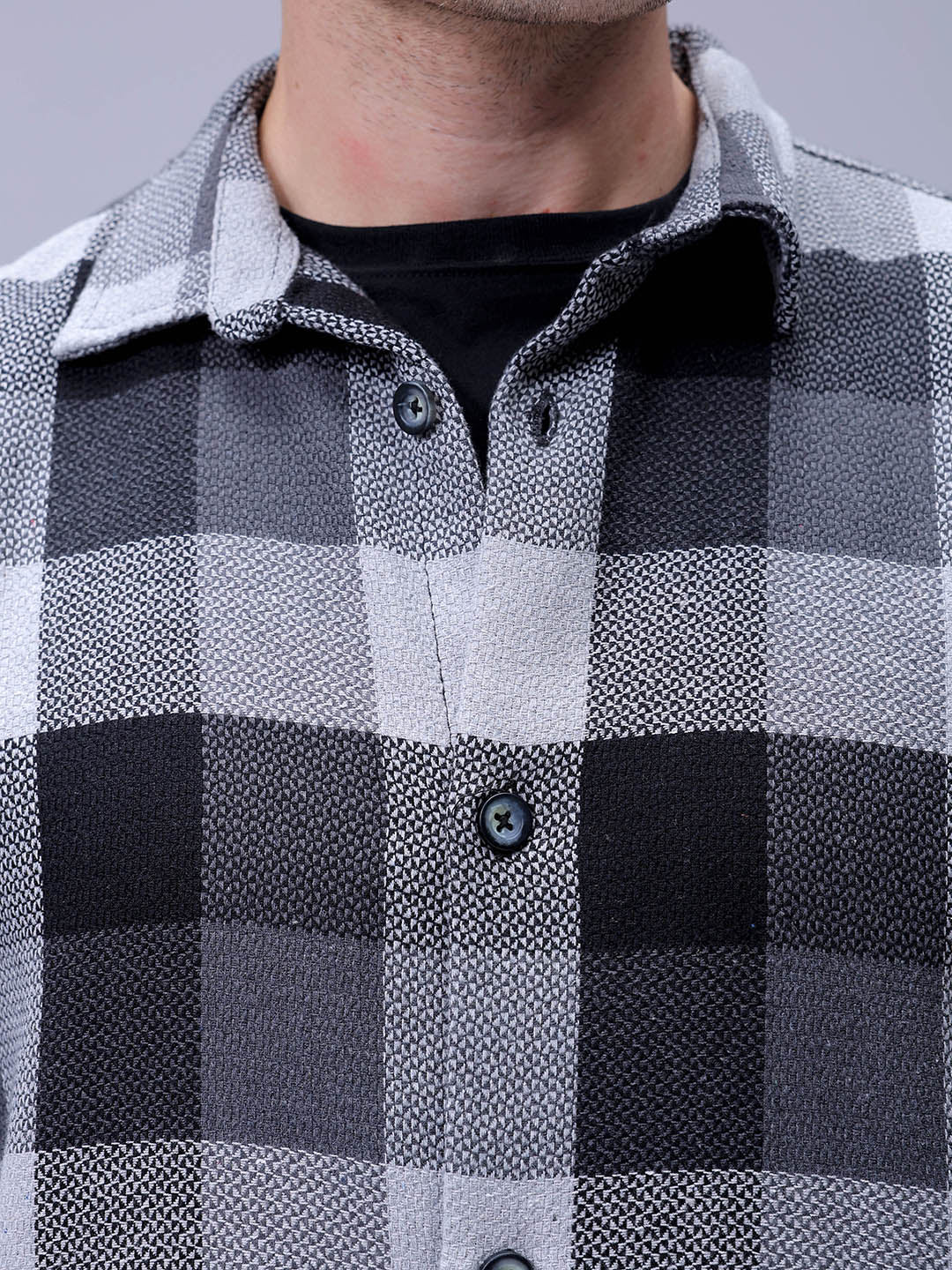 Men's Grey Relaxed Fit Checkered Casual Shirt - Image 7