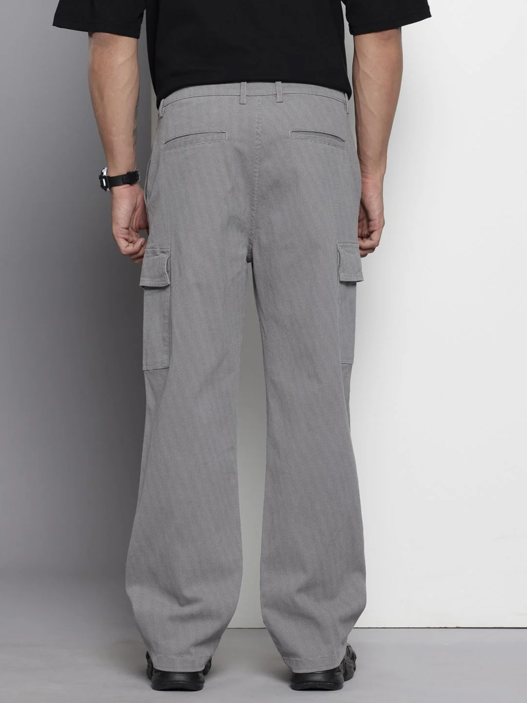 Men's Grey Relaxed Fit Geometric Print Utility Cargo - Image 3