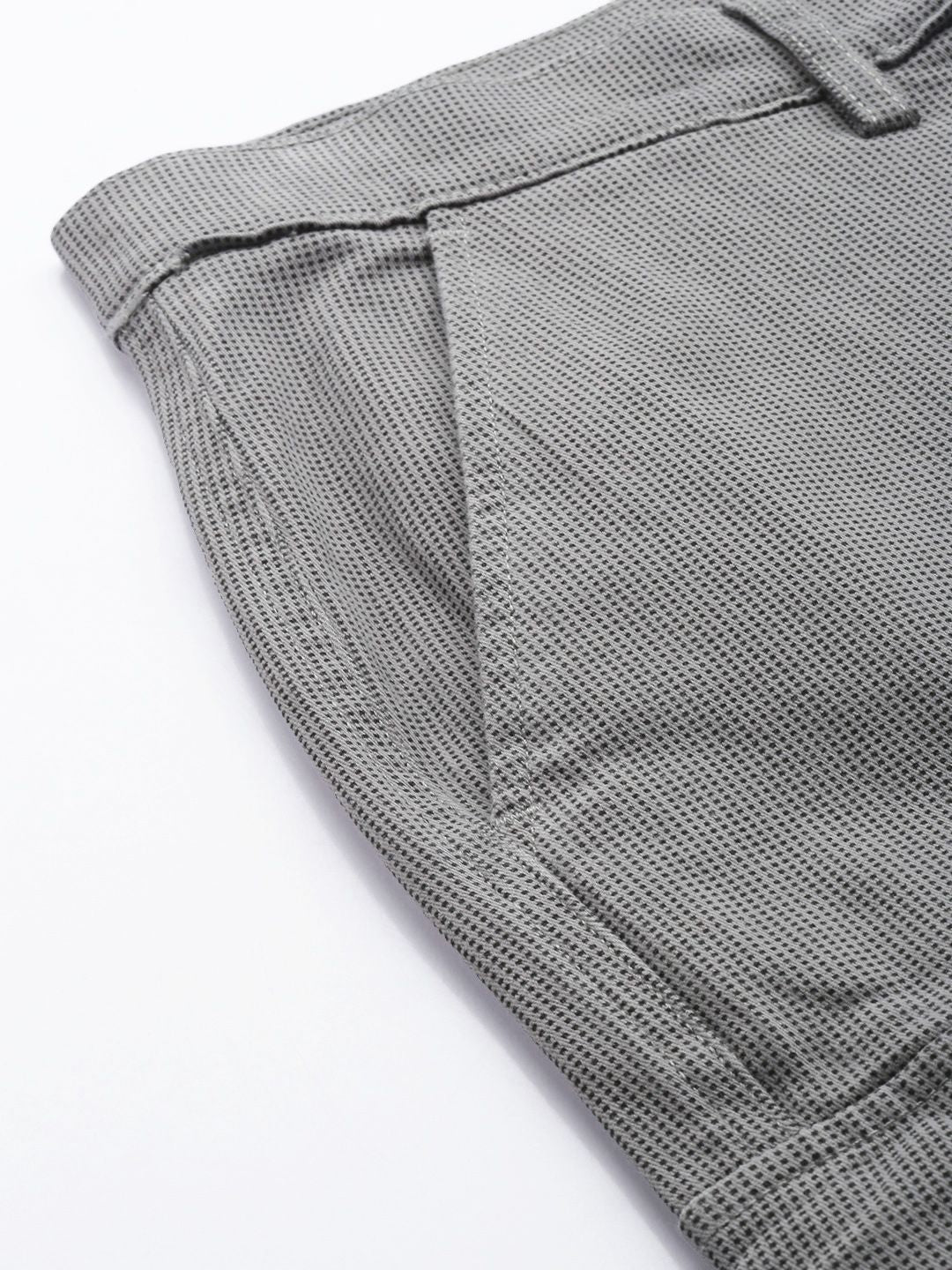 Men's Grey Relaxed Fit Geometric Print Utility Cargo - Image 5