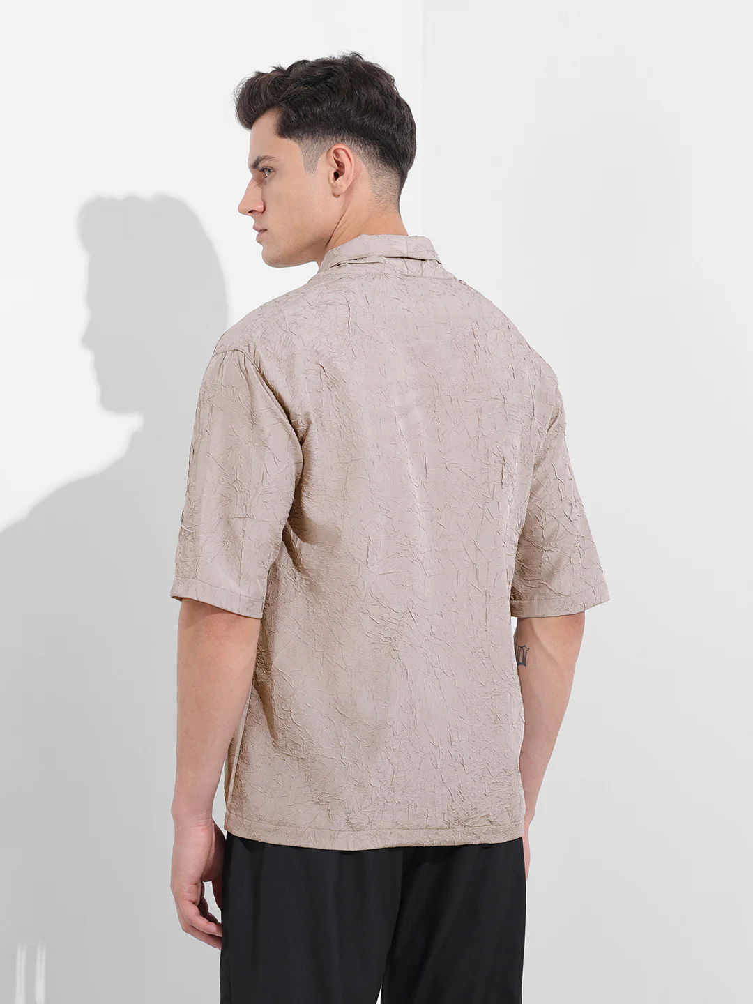 Men's Grey Relaxed Fit Textured Party Wear Shirt - Image 4