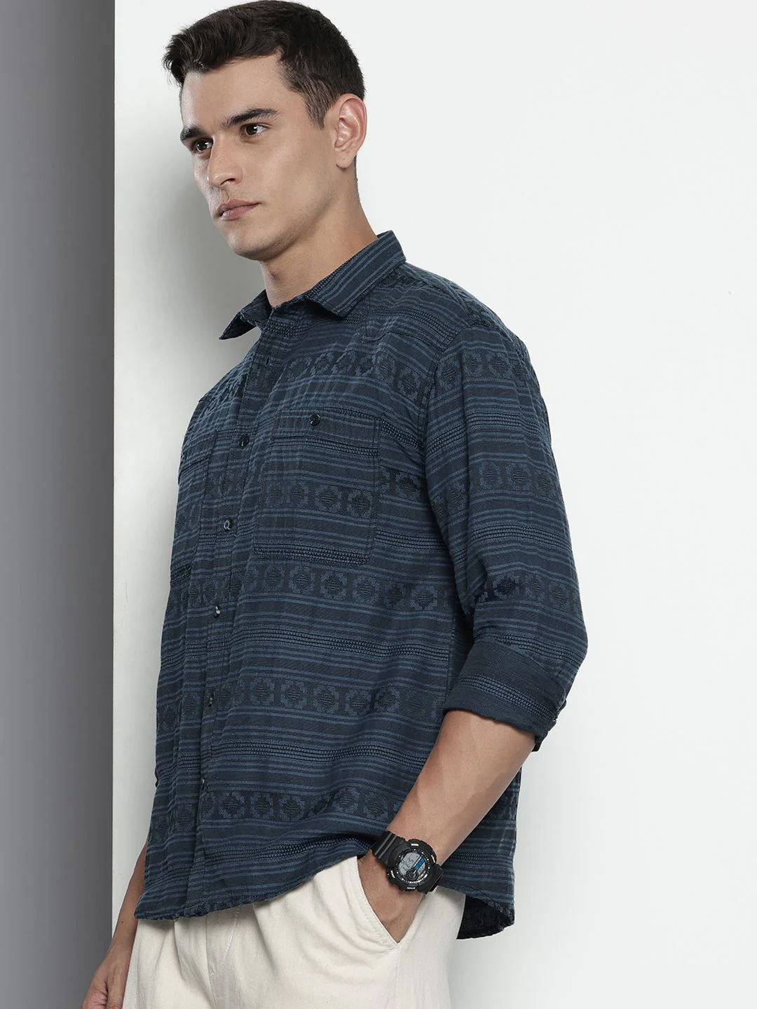 Men's Grey Relaxed Fit Textured Casual Shirt - Image 3