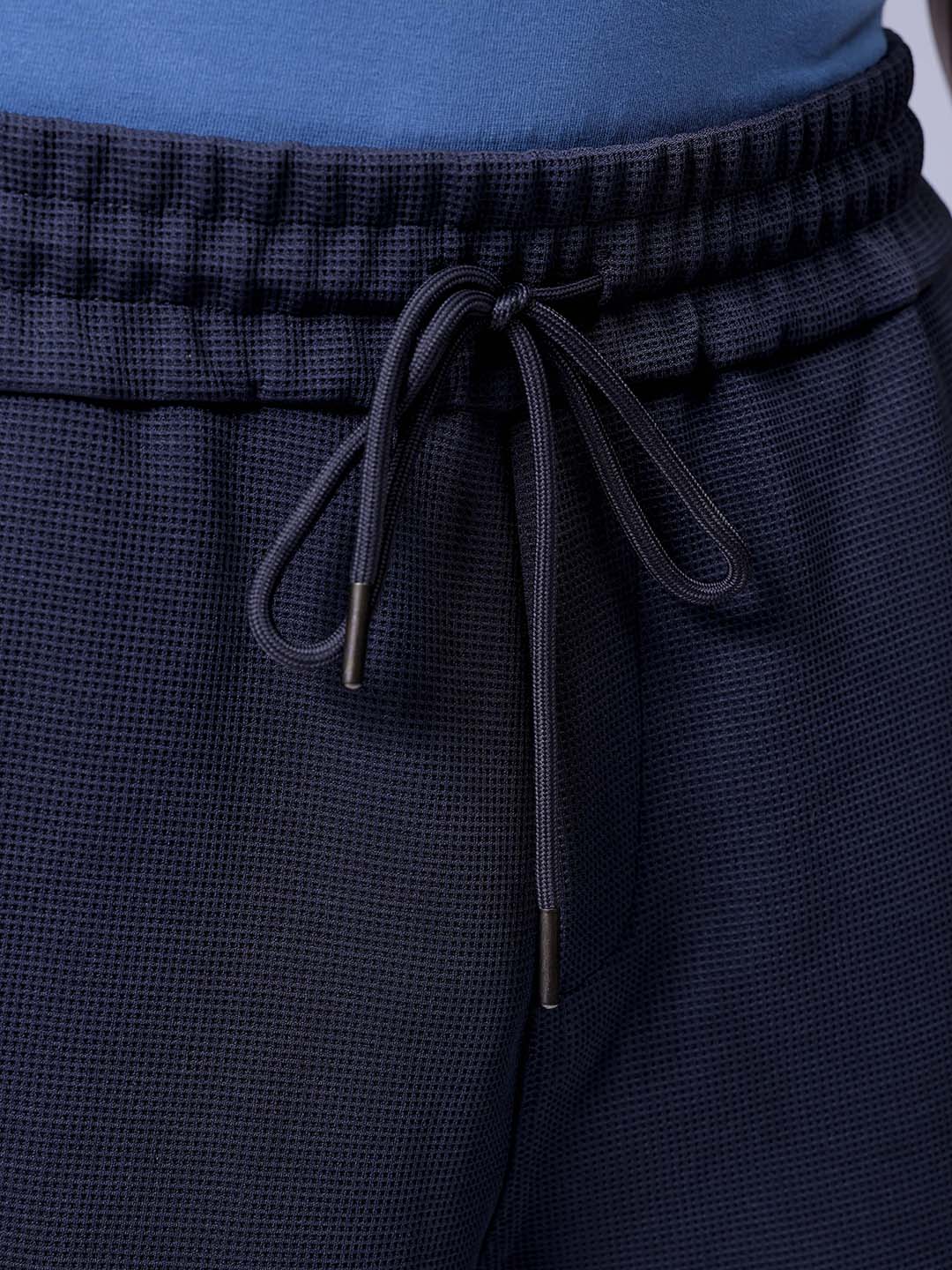 Men's Dark Grey Relaxed Fit Textured Utility Shorts - Image 6