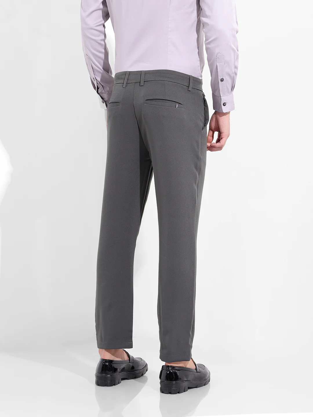 Men's Grey Slim Fit Solid Casual Trouser - Image 4
