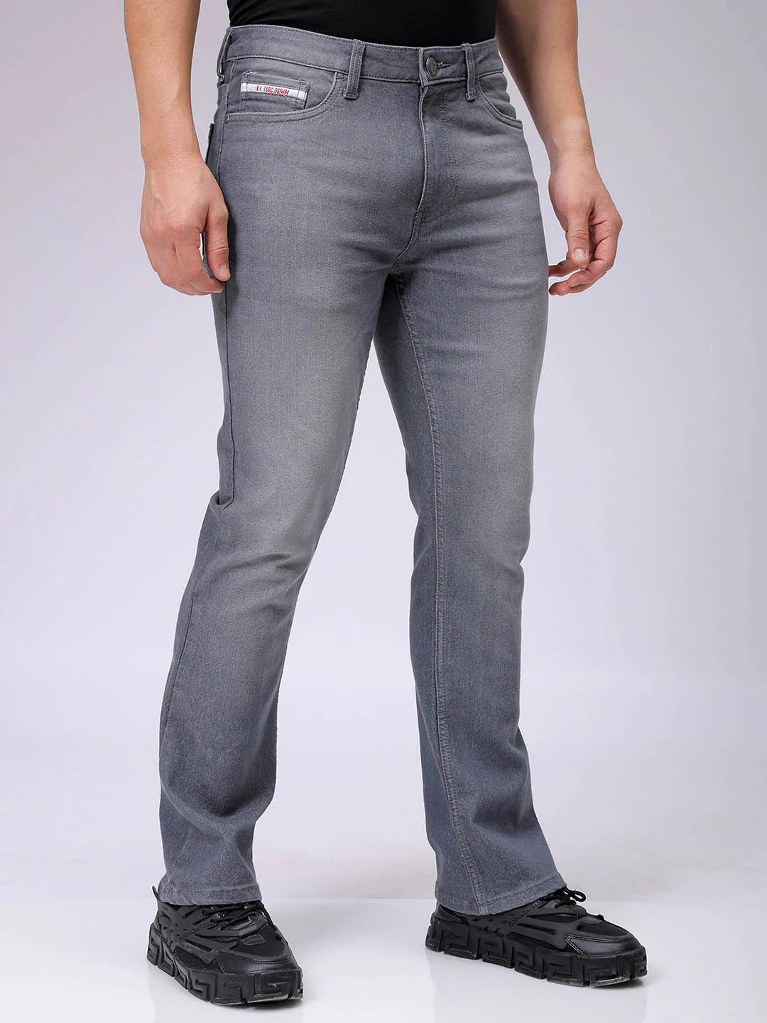 Men's Grey Slim Fit Solid Casual Jeans - Image 4