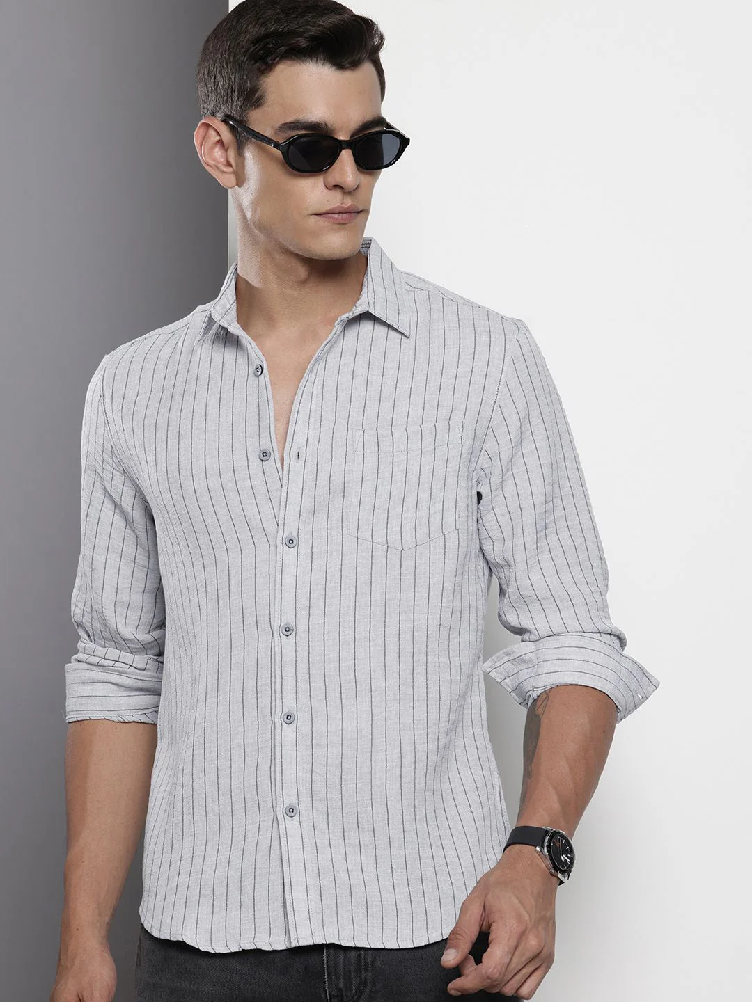 Men's Grey Slim Fit Striped Casual Shirt - Image 2