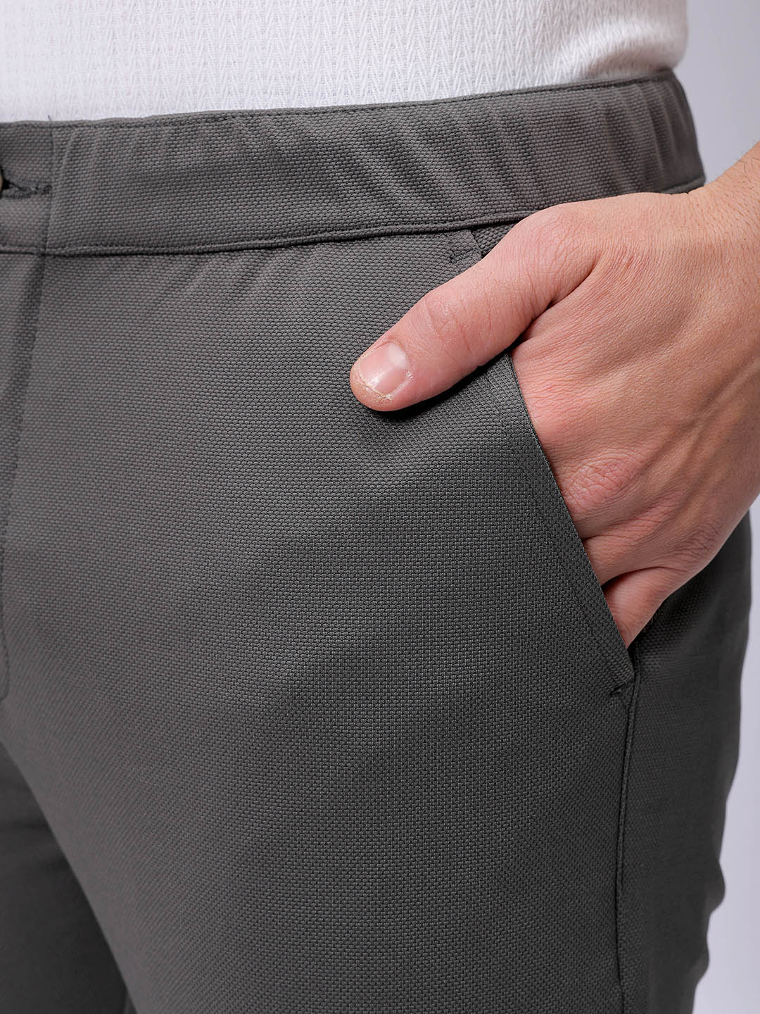 Men's Vetiver Slim Fit Textured Formal Trouser - Image 5