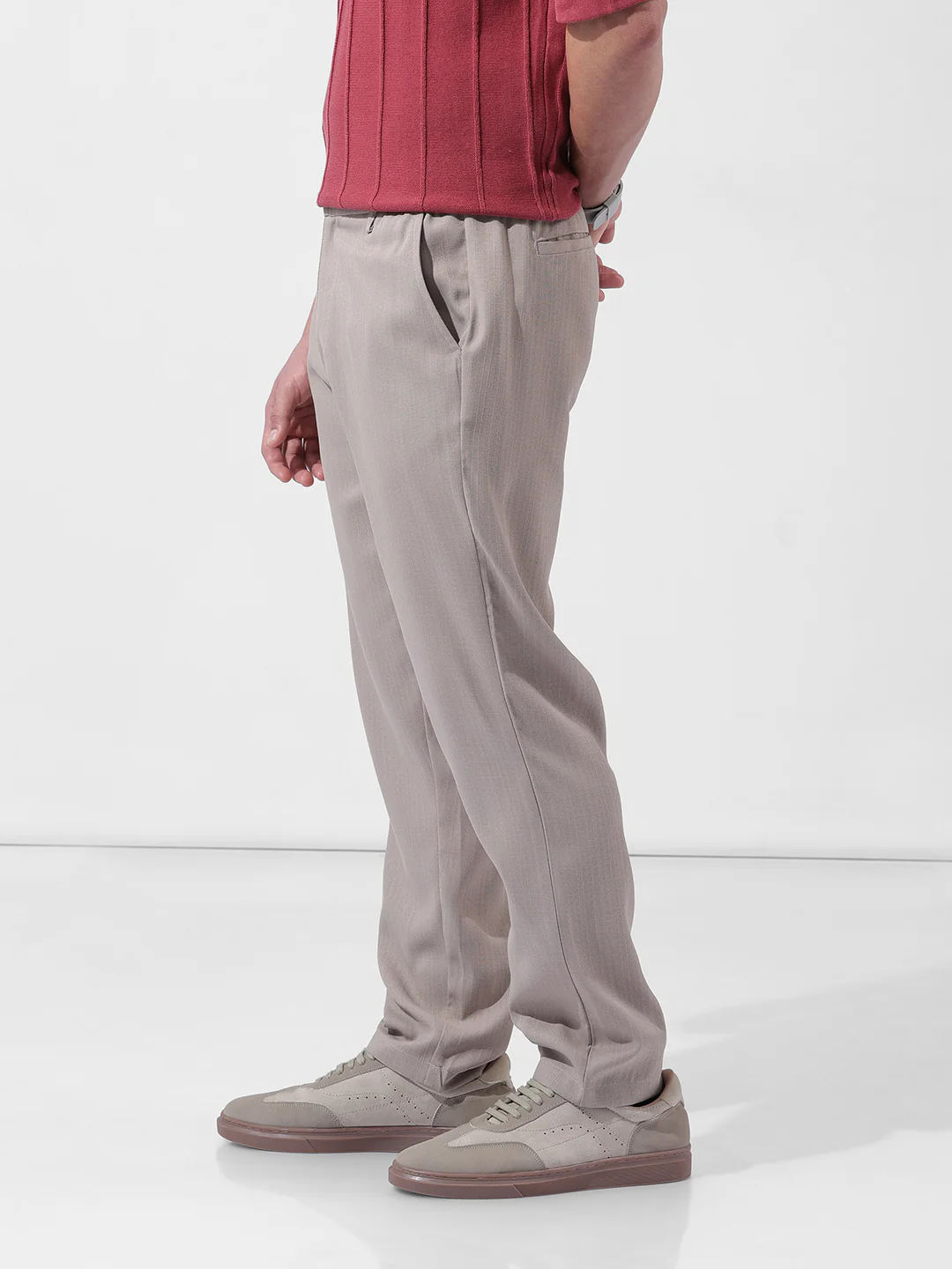 Men's Grey Regular Fit Solid Casual Trouser - Image 2