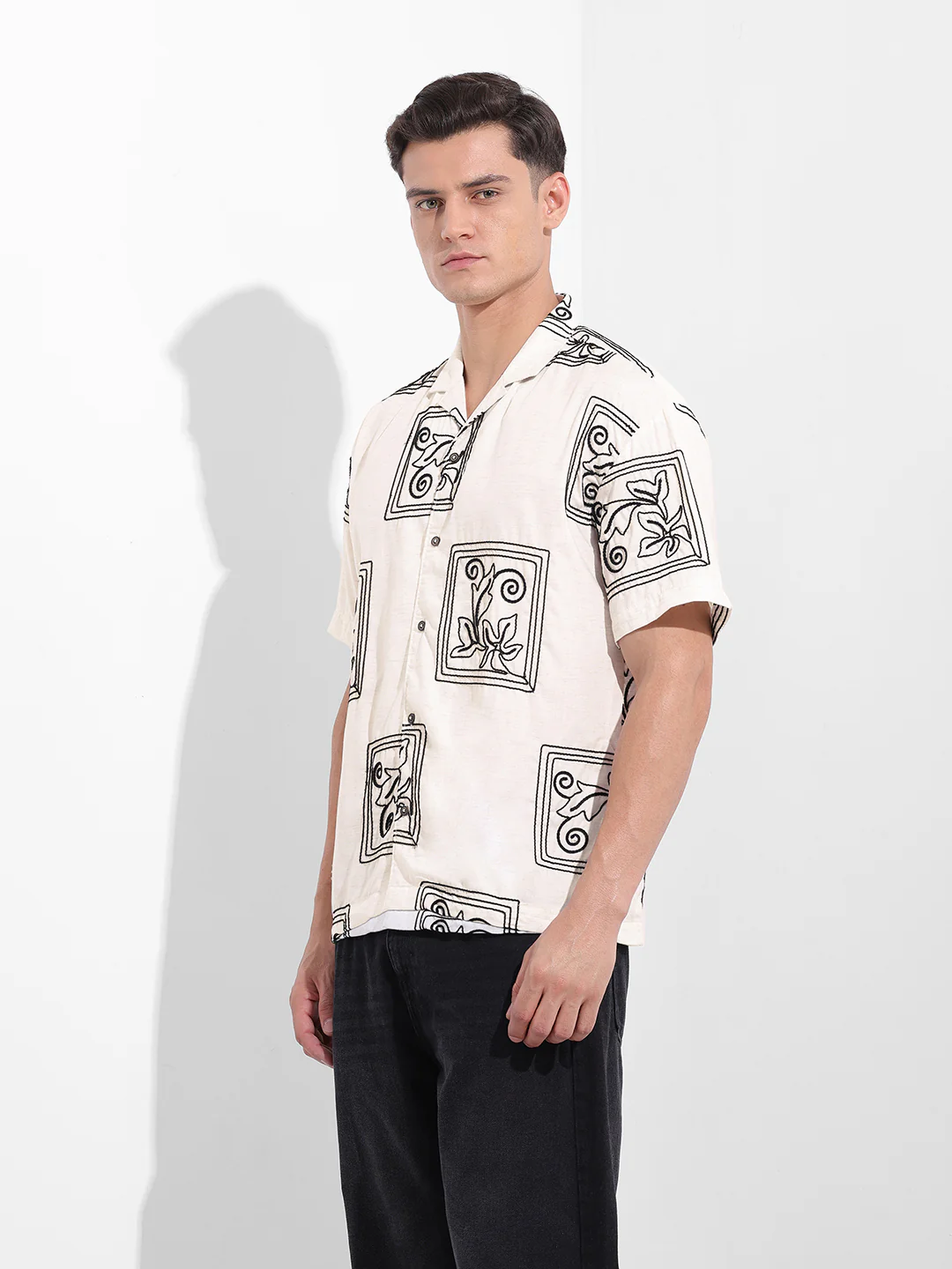Men's Beige Relaxed Fit Textured Embroidered Shirt - Image 4