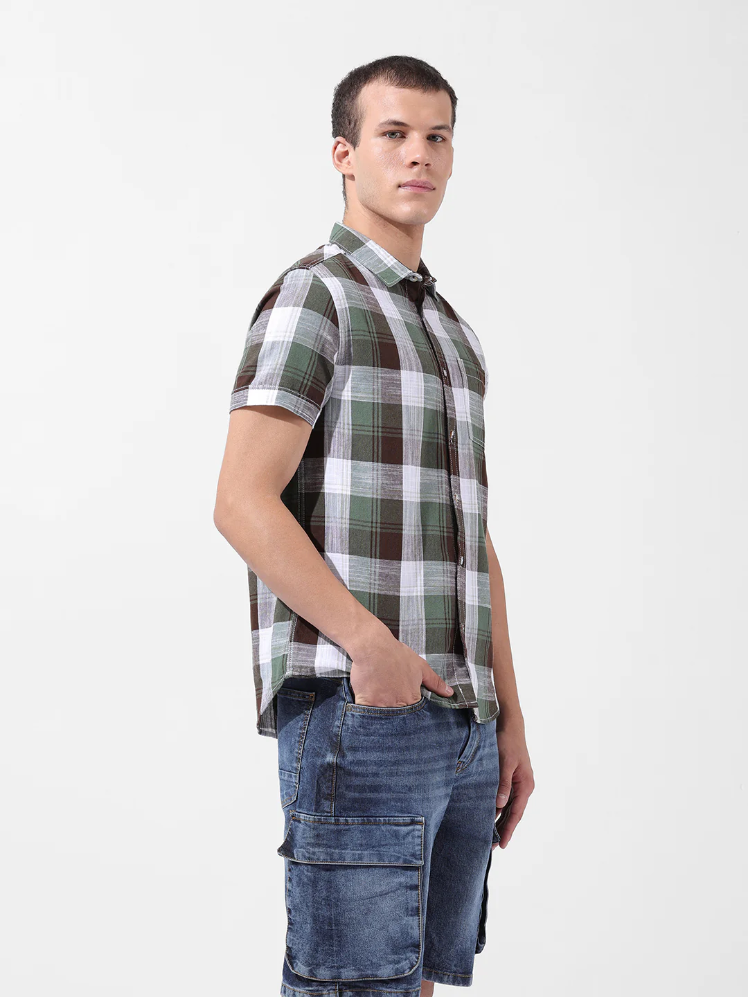 Men's Green Slim Fit Checked Casual Shirt - Image 2
