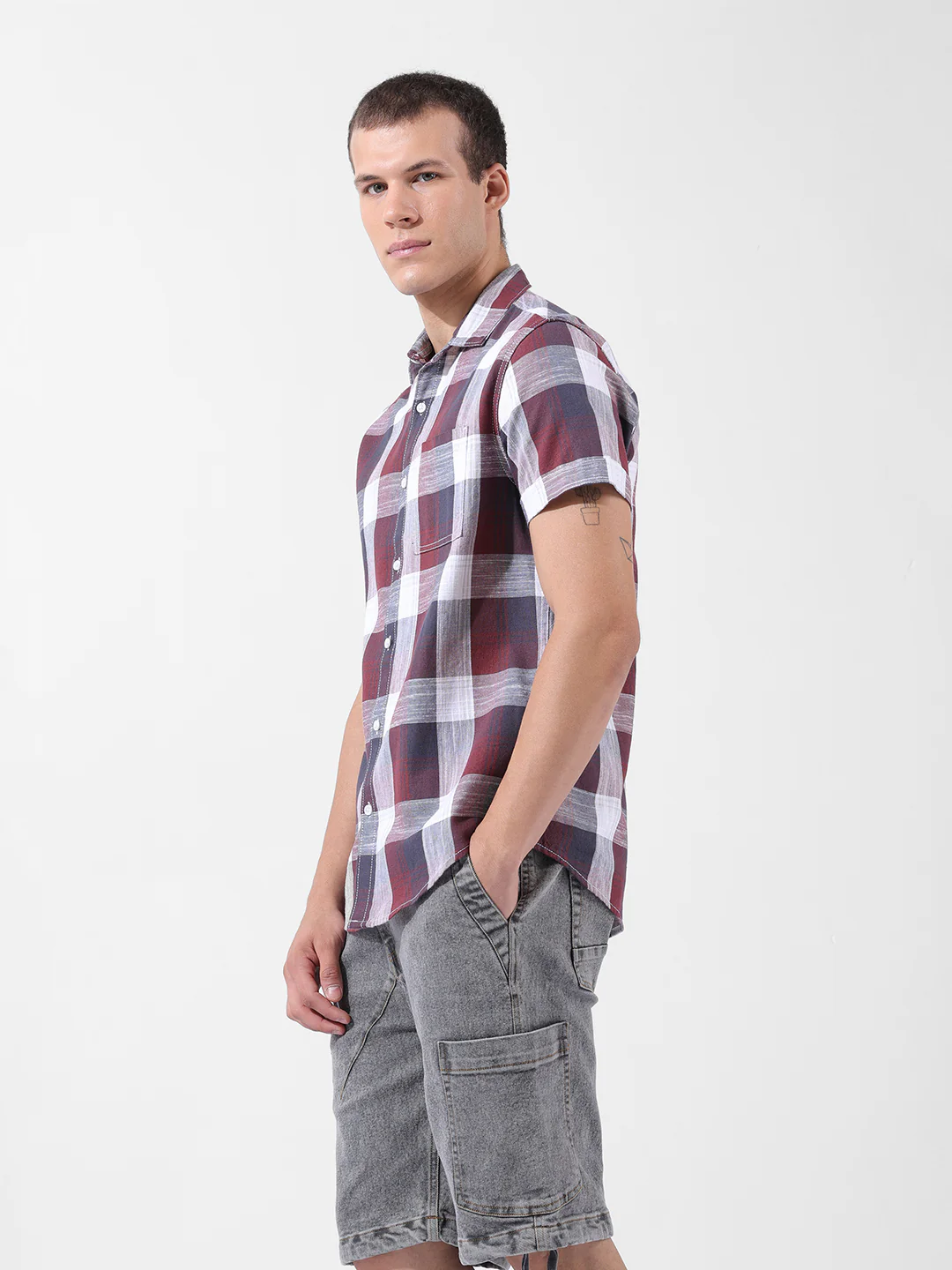 Men's Maroon Slim Fit Checked Casual Shirt - Image 4