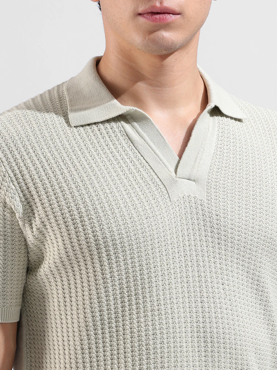 Men's Green Slim Fit Solid Flat Knit Polo Neck T-Shirt - Image 3