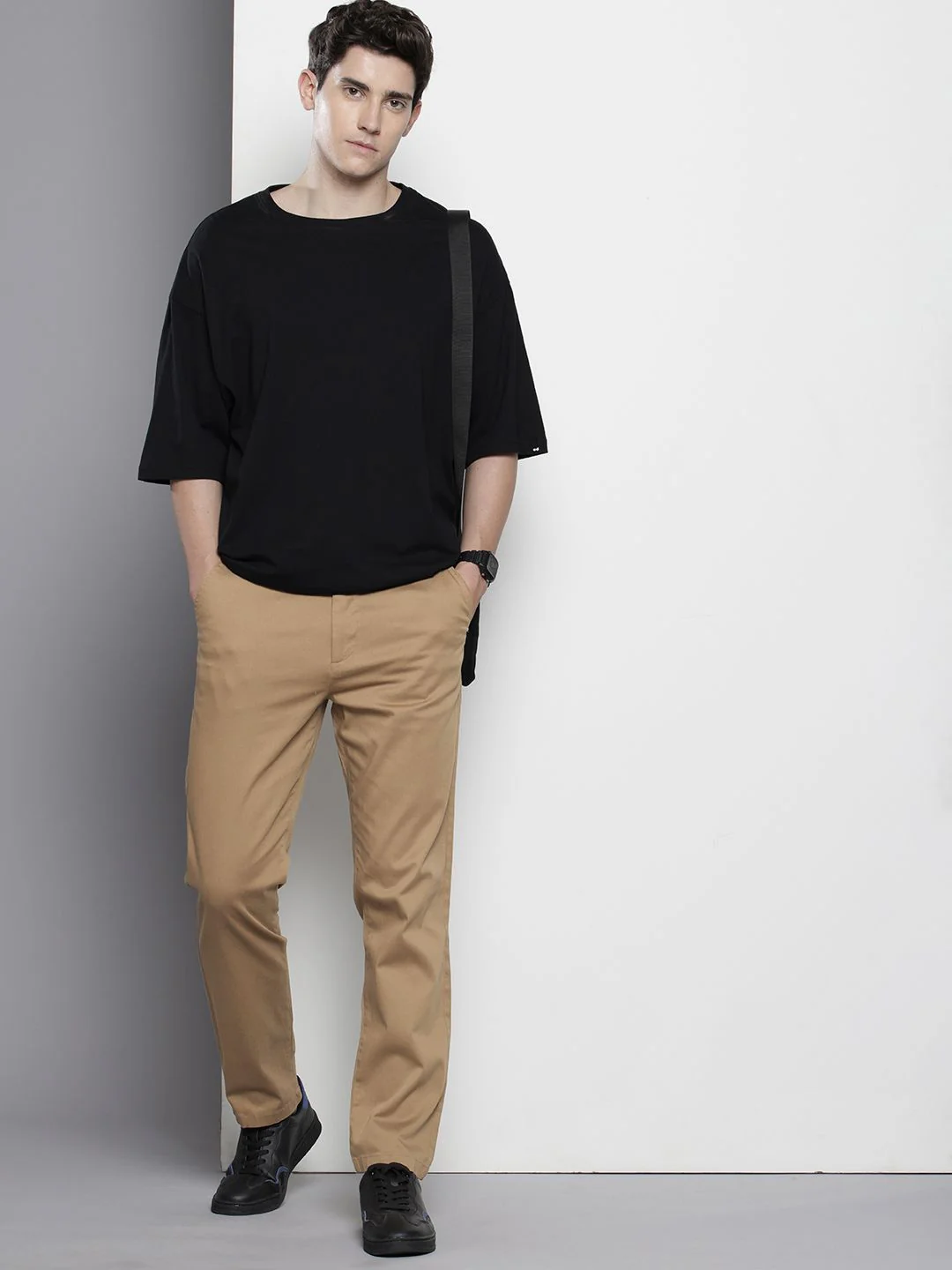 Men's Khaki Regular Fit Solid Casual Chinos - Image 3
