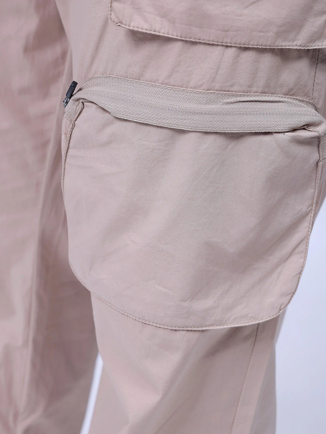 Men's Oat Milk Relaxed Fit Solid Utility Jogger - Image 8