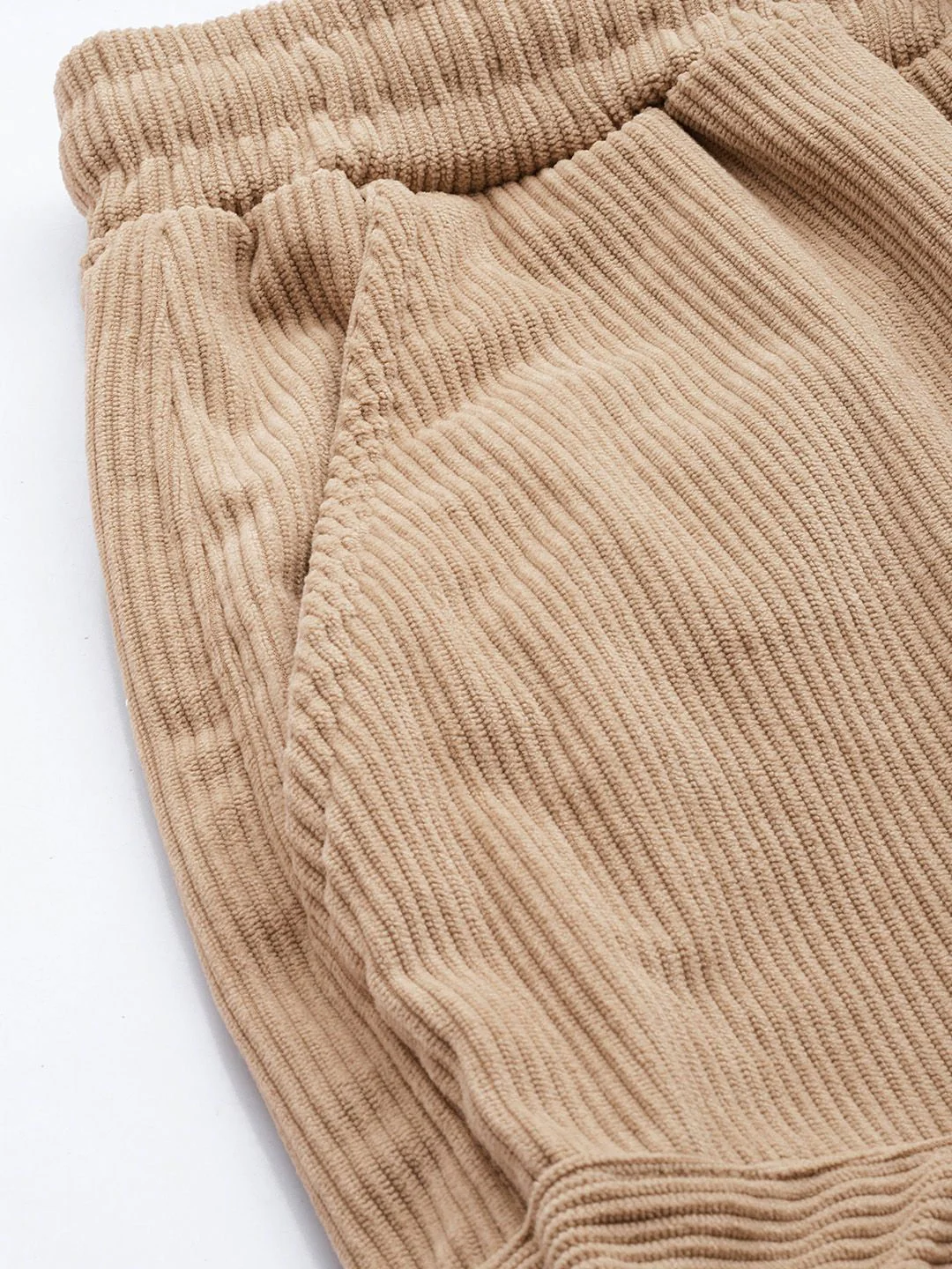 Men's Light Khaki Loose Fit Textured Utility Jogger - Image 5