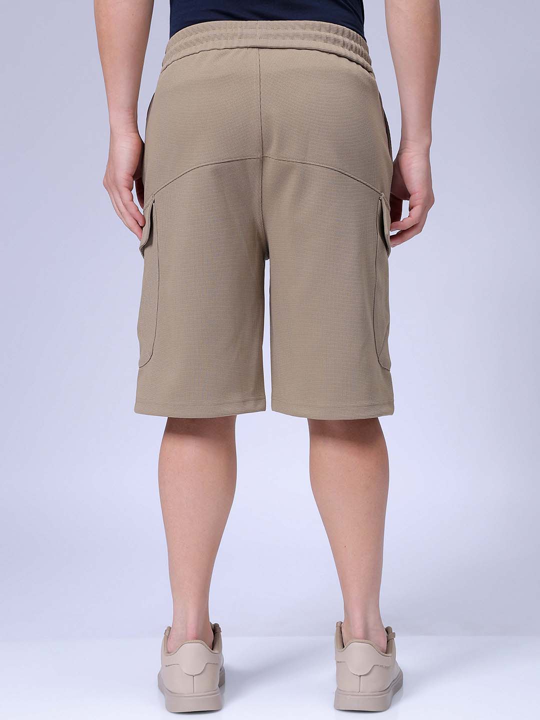 Men's Elmwood Relaxed Fit Textured Utility Shorts - Image 5