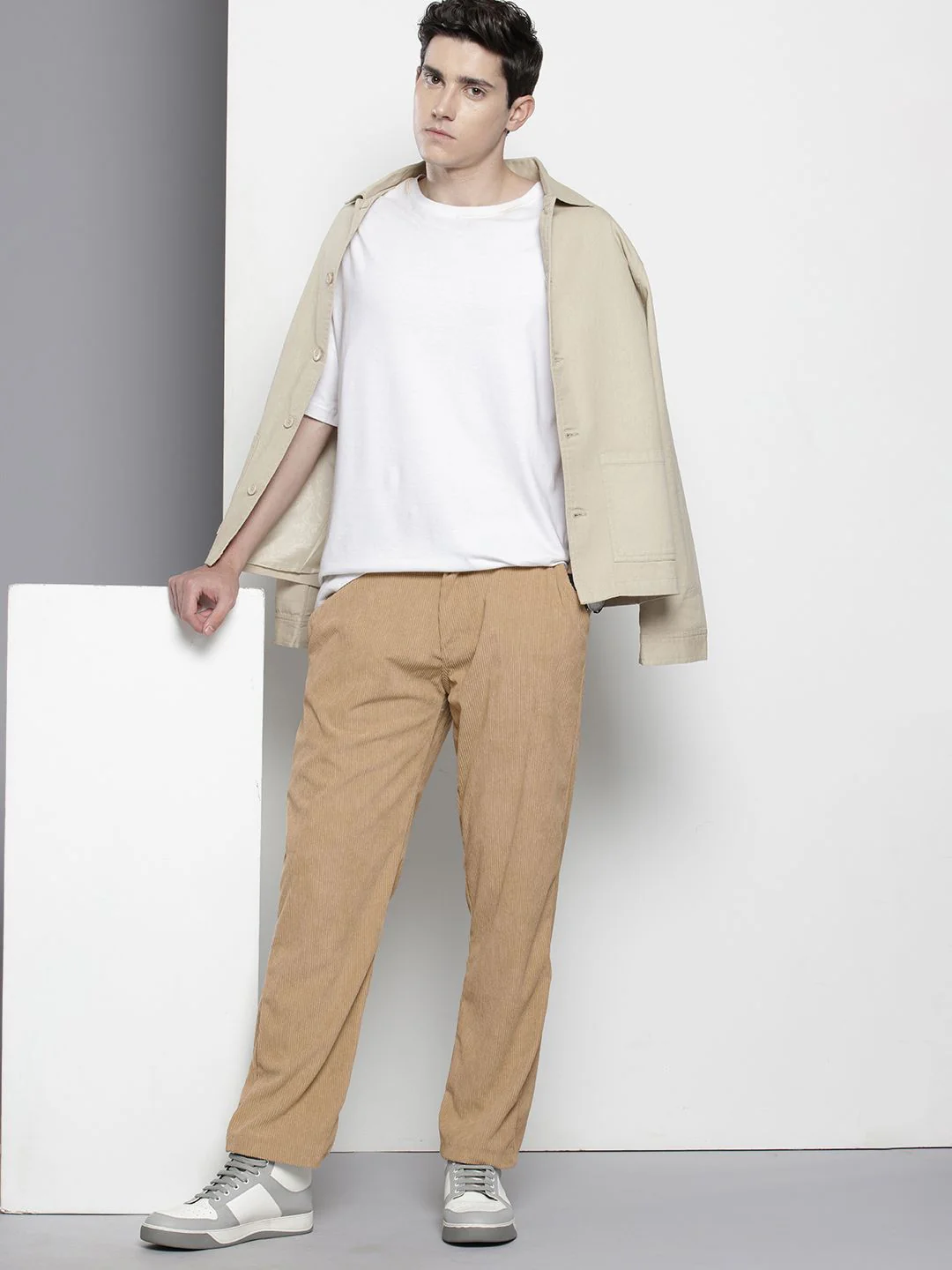 Men's Light Khaki Regular Fit Textured Casual Trouser - Image 2