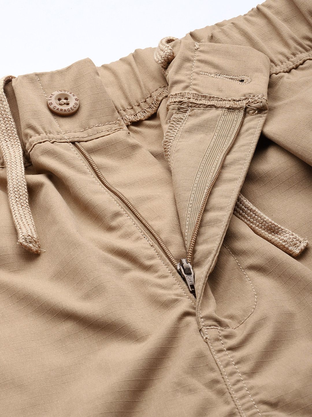 Men's Khaki Loose Fit Textured Utility Cargo - Image 5