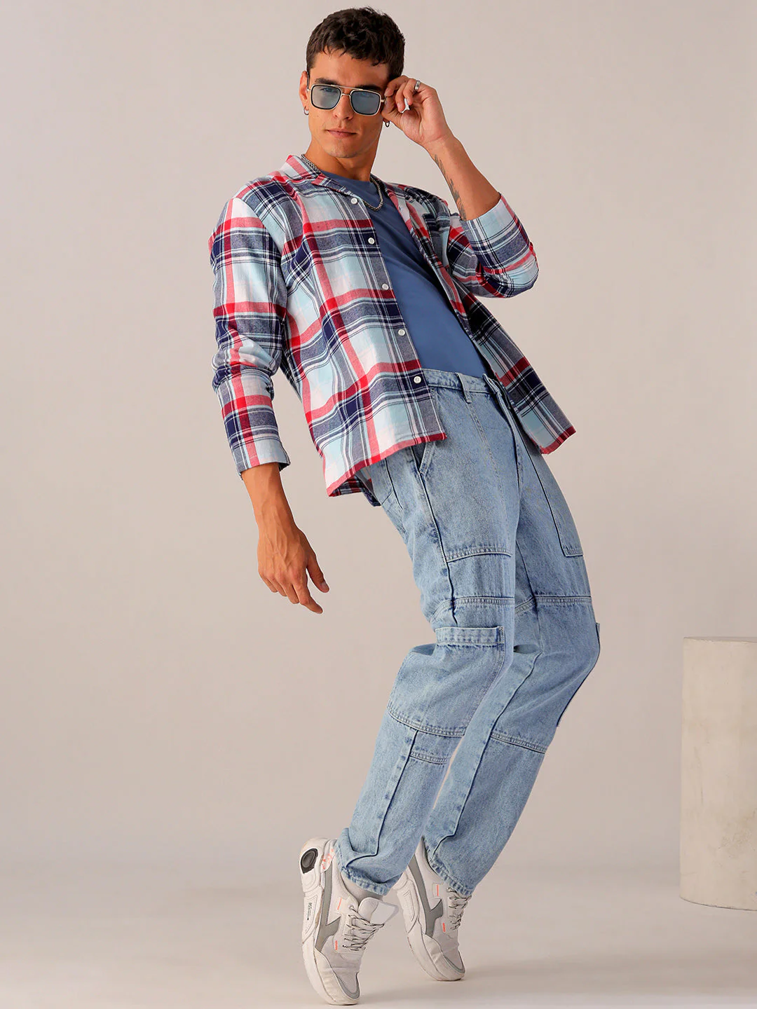 Men's Light Blue Dad Fit Solid Utility Jeans - Image 2