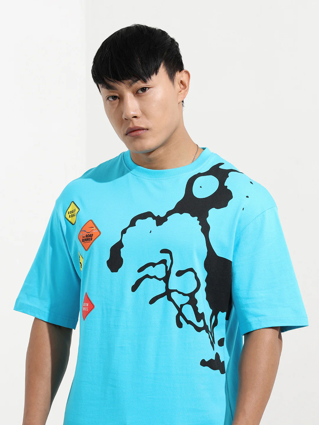 Men's Blue Boxy Fit Character Looney Tunes  Printed Crew Neck T-Shirt - Image 5