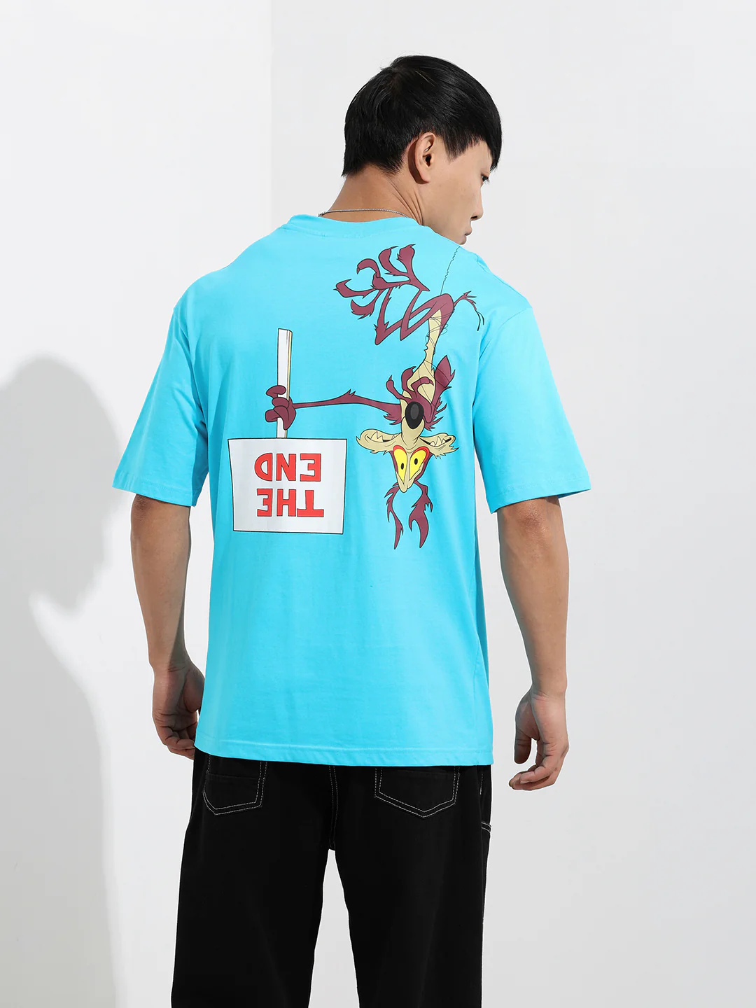 Men's Blue Boxy Fit Character Looney Tunes  Printed Crew Neck T-Shirt - Image 7