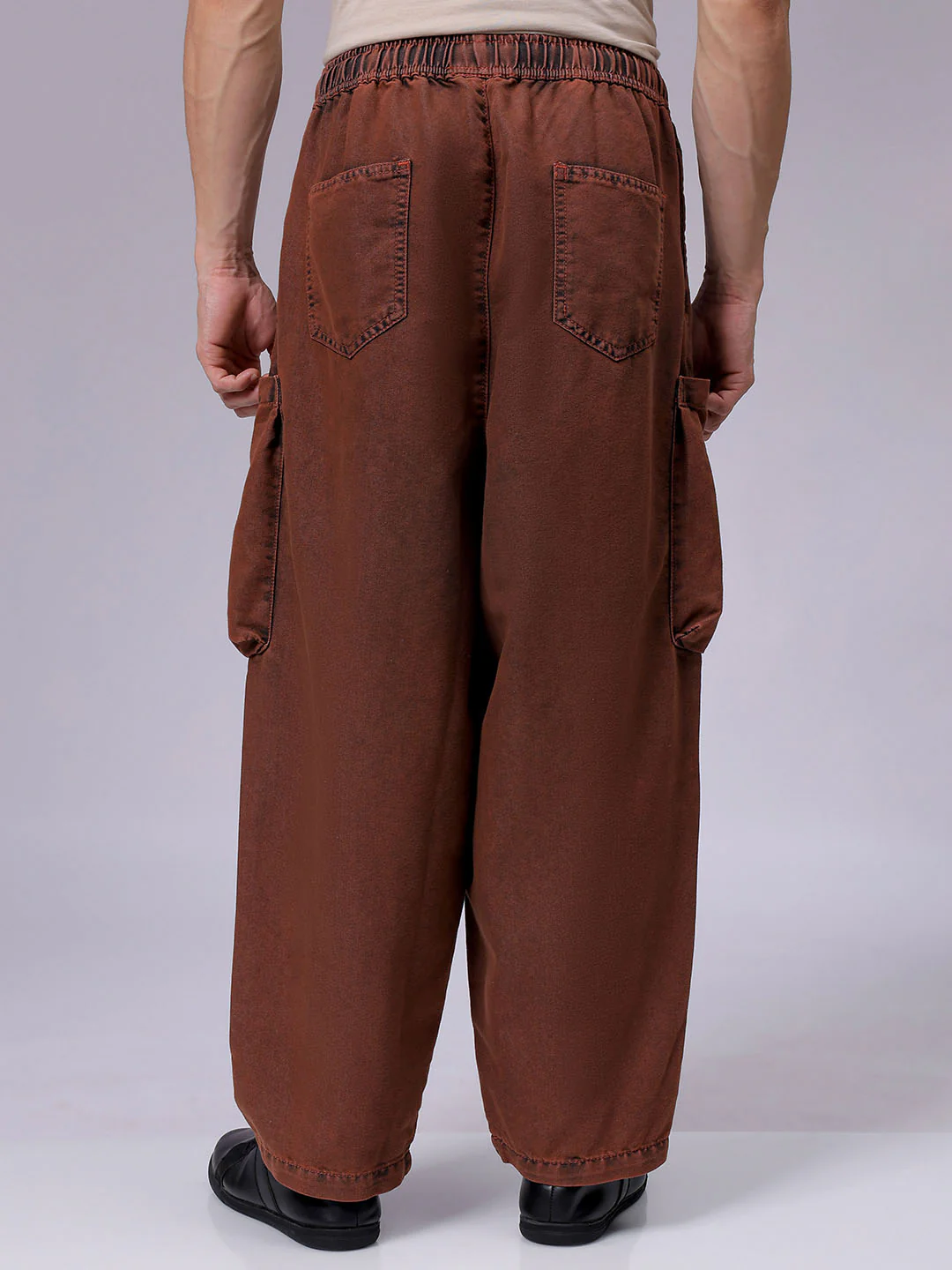Men's Sepia Relaxed Fit Solid Utility Jeans - Image 5