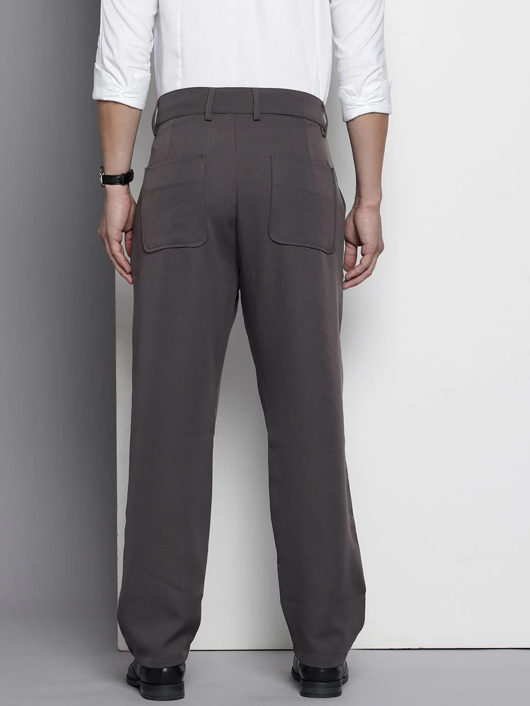 Men's Dark Grey Loose Fit Solid Casual Trouser - Image 3