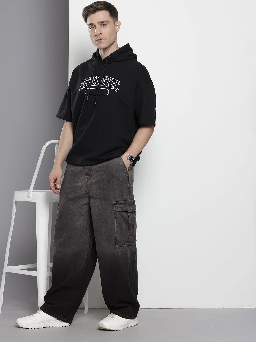 Men's Washed Black Regular Fit Solid Utility Jeans - Image 4