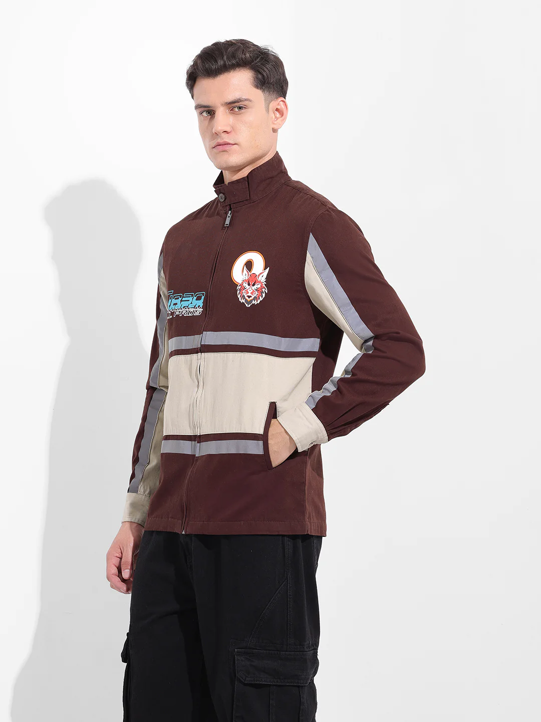 Men's Maroon Regular Fit Graphic Printed Casual Shirt - Image 2