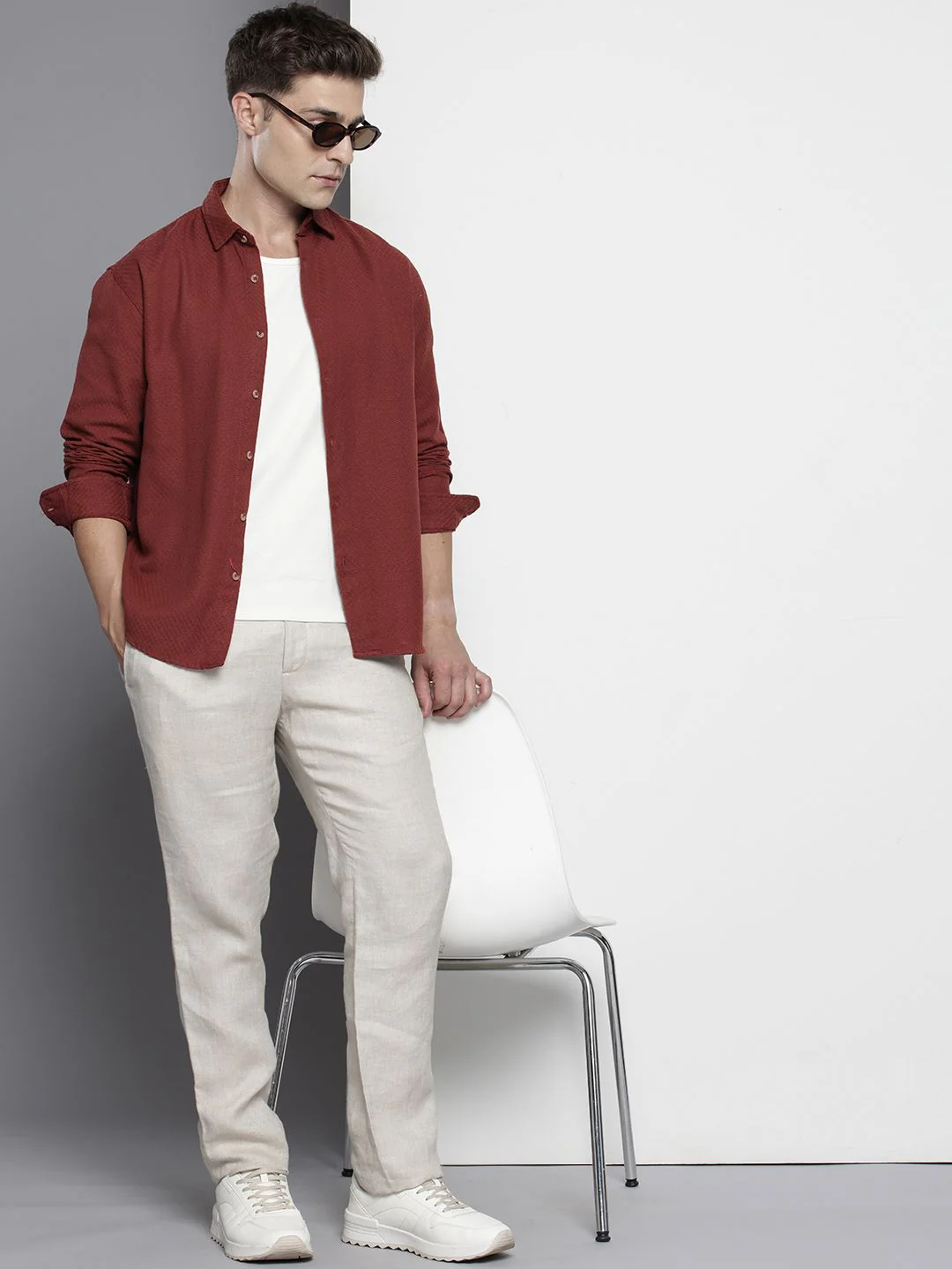 Men's Wine Relaxed Fit Solid Resort Wear Shirt - Image 3