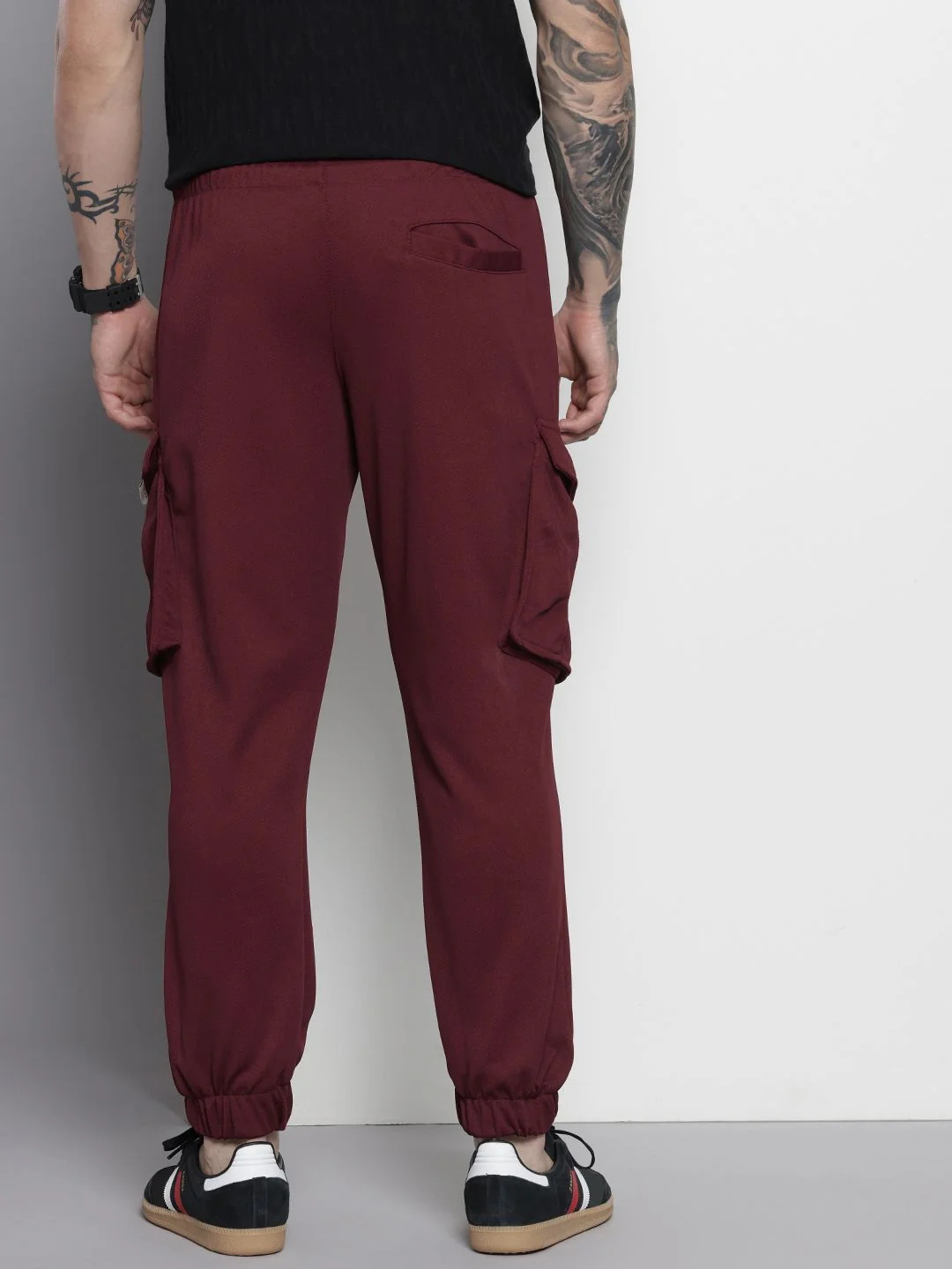 Men's Burgundy Relaxed Fit Textured Casual Jogger - Image 3