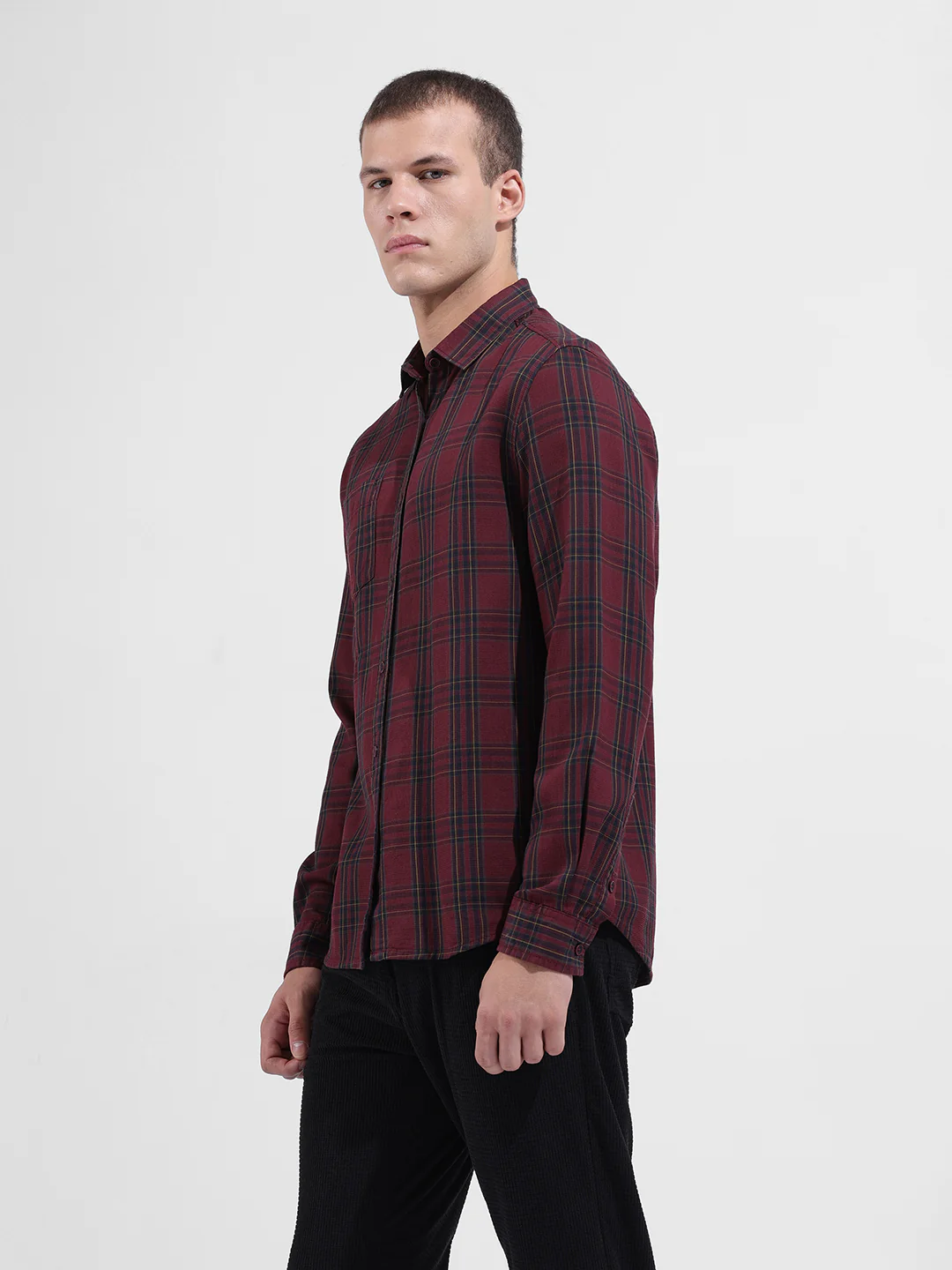 Men's Wine Slim Fit Checked Casual Shirt - Image 2