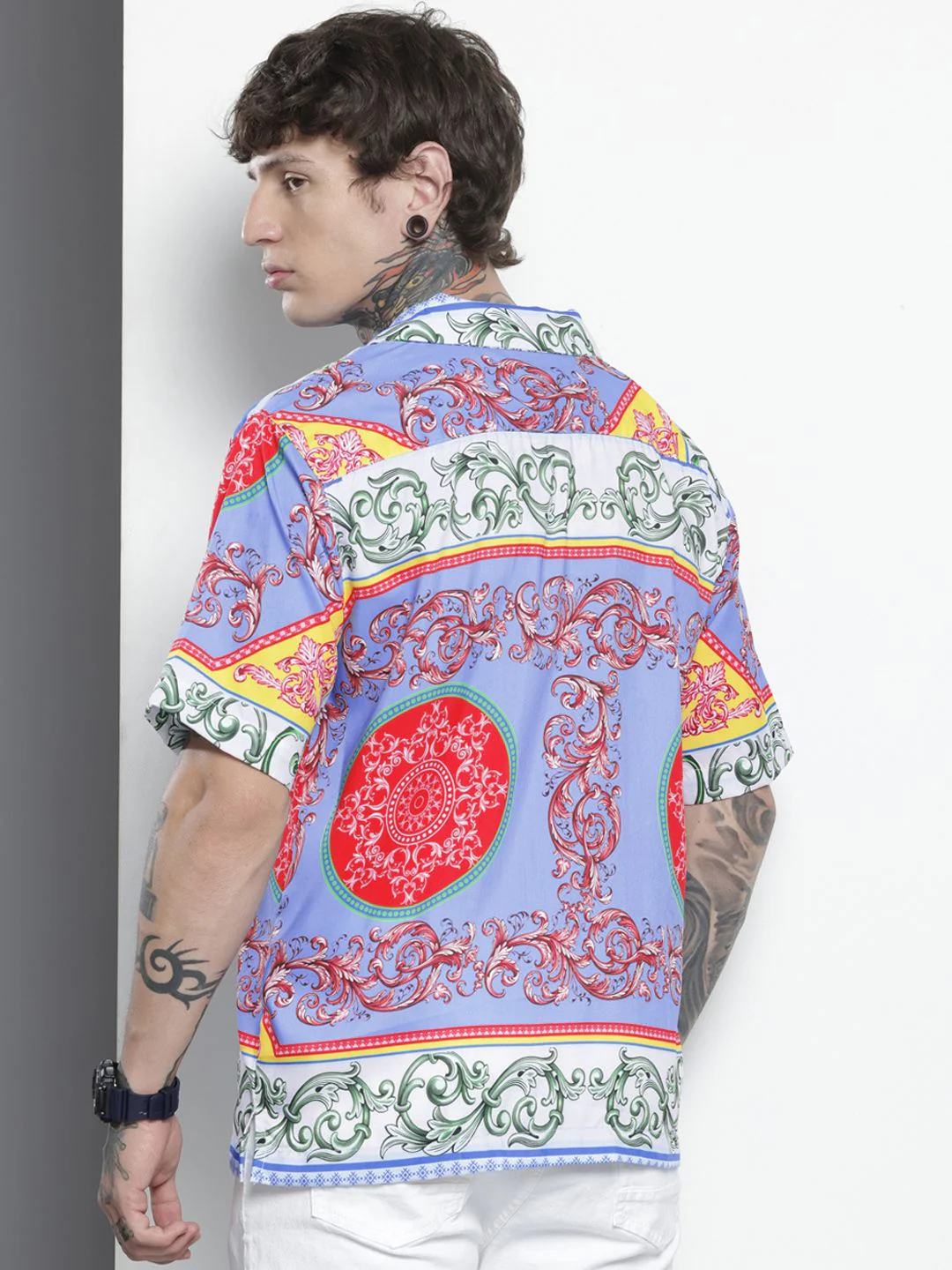 Men's Multicolor Oversized Fit Printed Placement Printed Shirt - Image 4