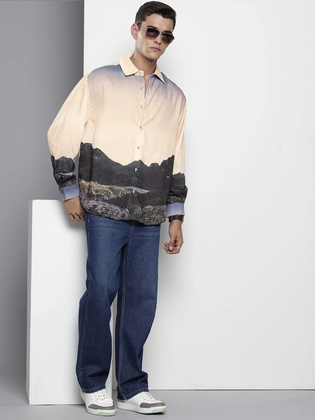 Men's Multicolor Oversized Fit Printed Placement Printed Shirt - Image 4