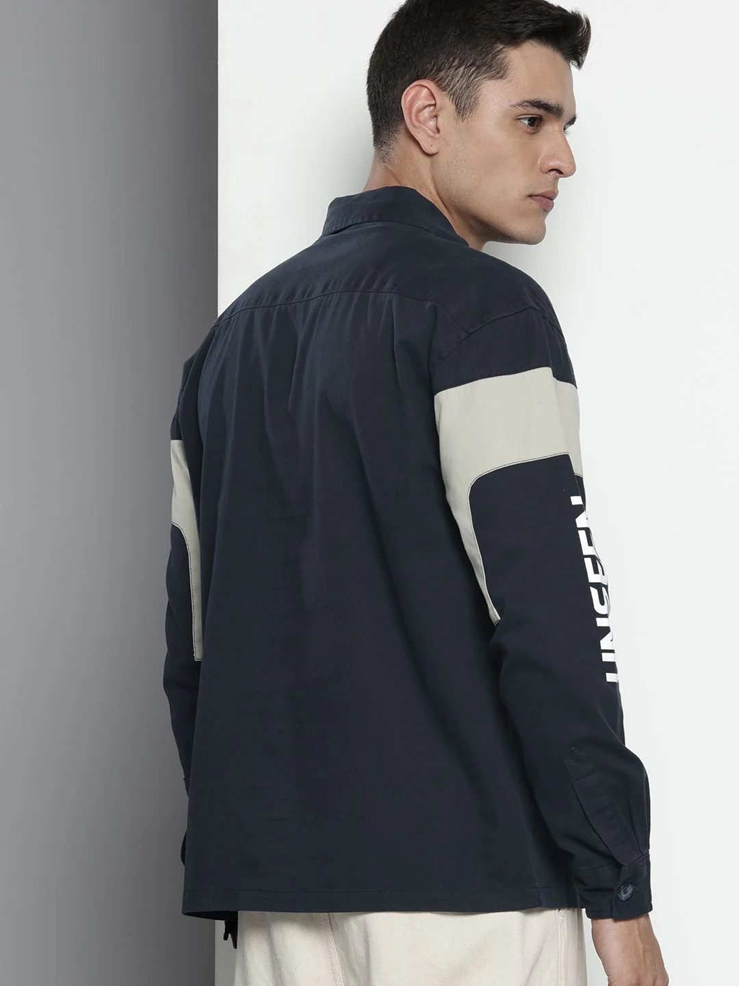 Men's Navy Regular Fit Graphic Printed Casual Shirt - Image 3