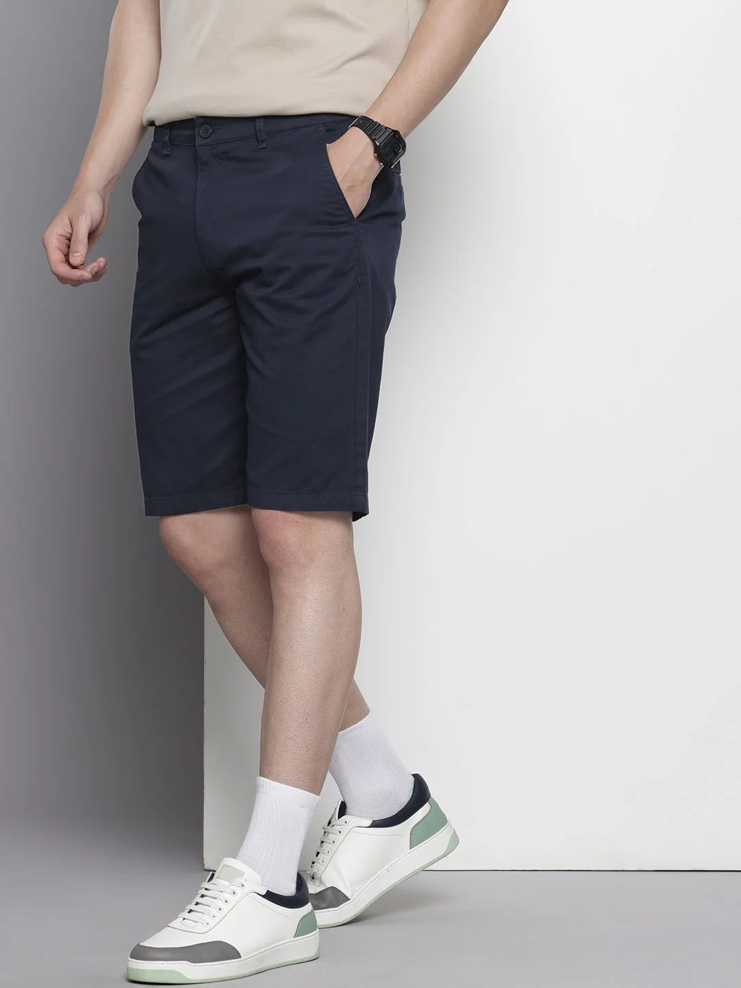 Men's Navy Regular Fit Solid Casual Shorts - Image 3