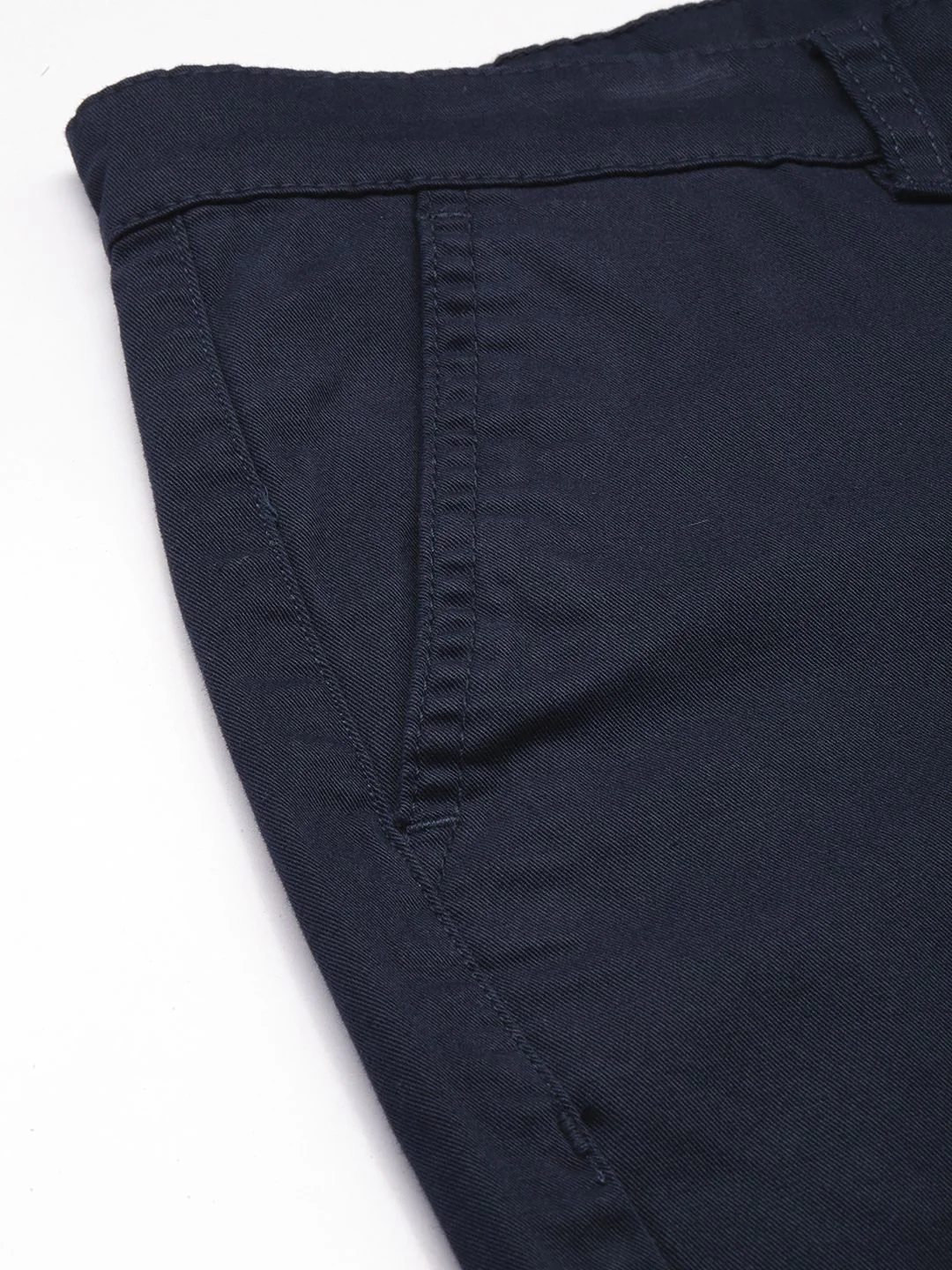 Men's Navy Regular Fit Solid Casual Shorts - Image 5