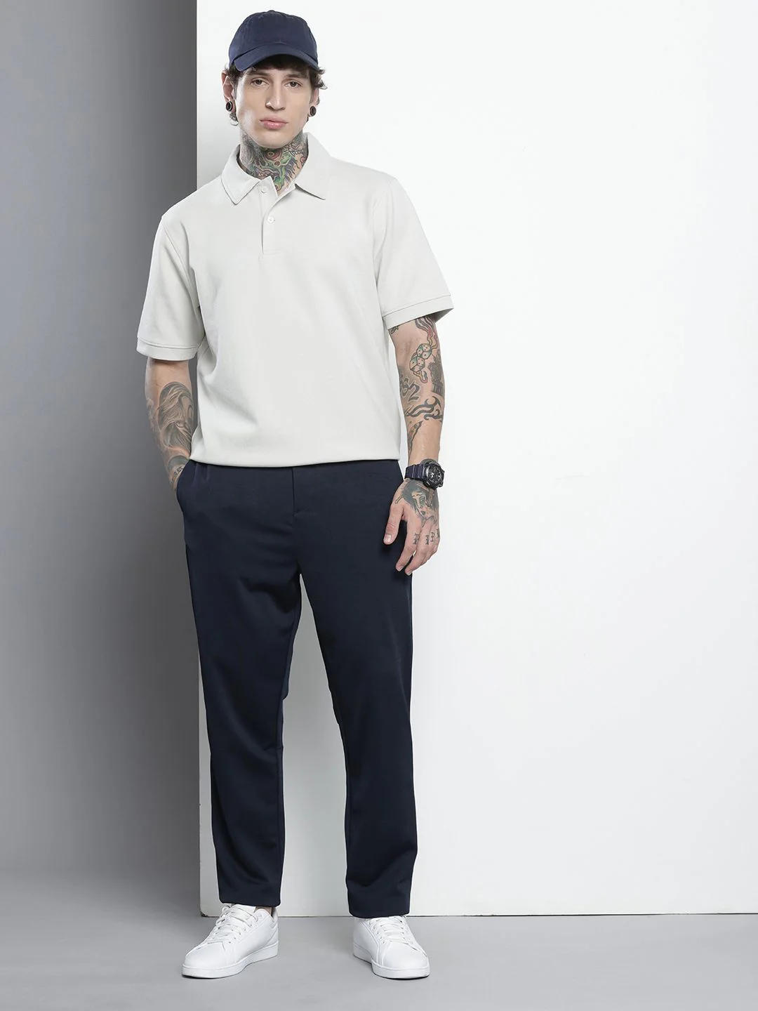 Men's Midnight Navy Relaxed Fit Solid Casual Chinos - Image 2