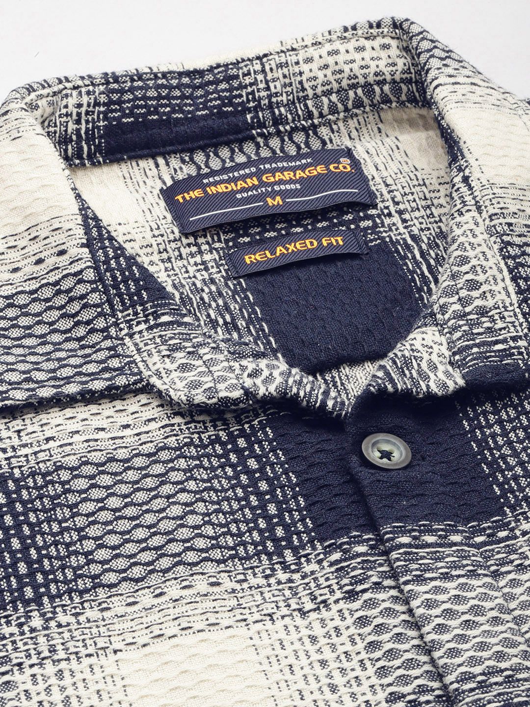 Men's Navy Relaxed Fit Textured Casual Shirt - Image 5