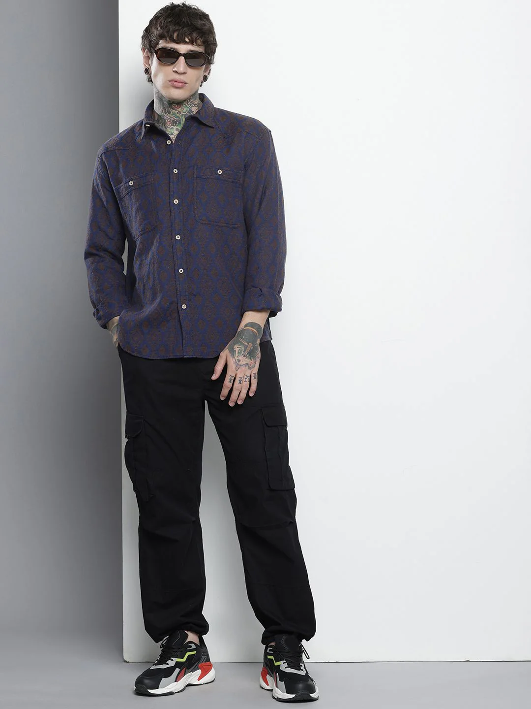 Men's Navy Relaxed Fit Textured Casual Shirt - Image 4