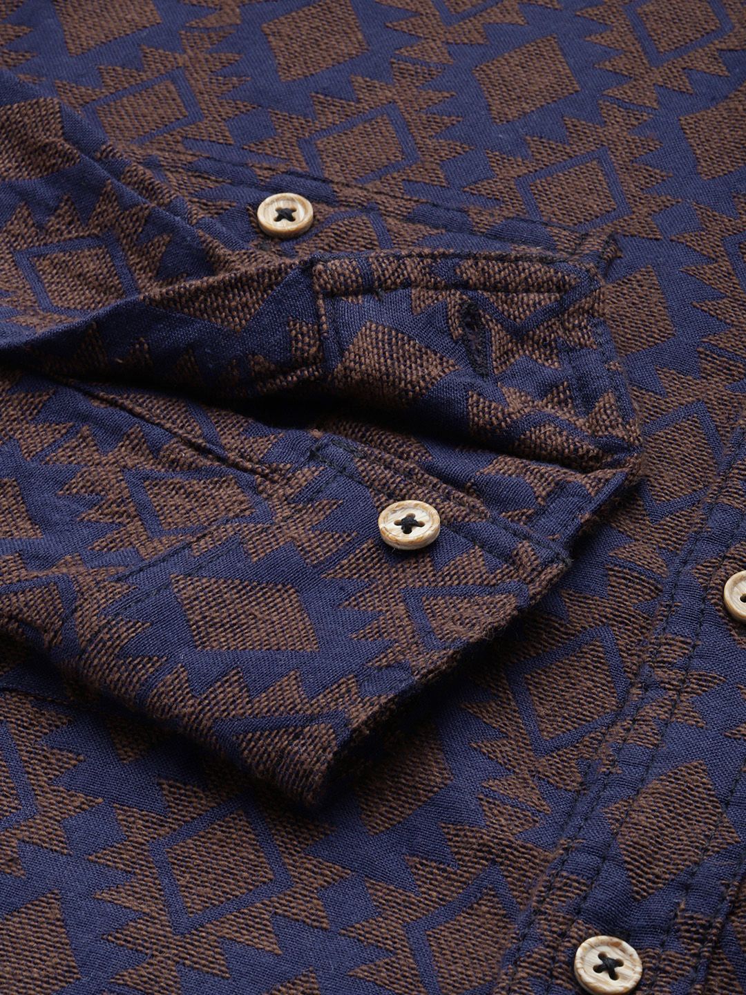 Men's Navy Relaxed Fit Textured Casual Shirt - Image 6