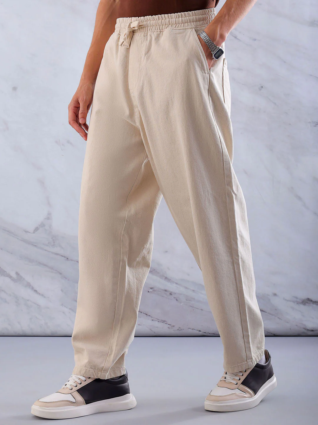 Men's Off White Loose Fit Solid Street Wear Jeans - Image 4