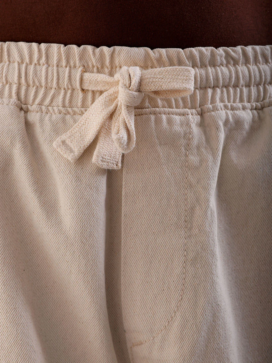 Men's Off White Loose Fit Solid Street Wear Jeans - Image 6